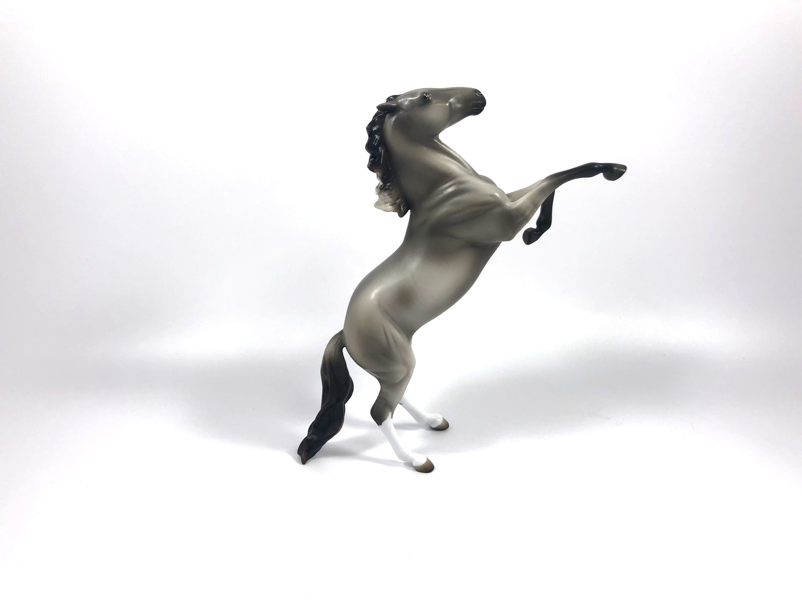 BUFFALO CHECK-LE-30 GRULLA REARING PEBBLES SHCF 2019