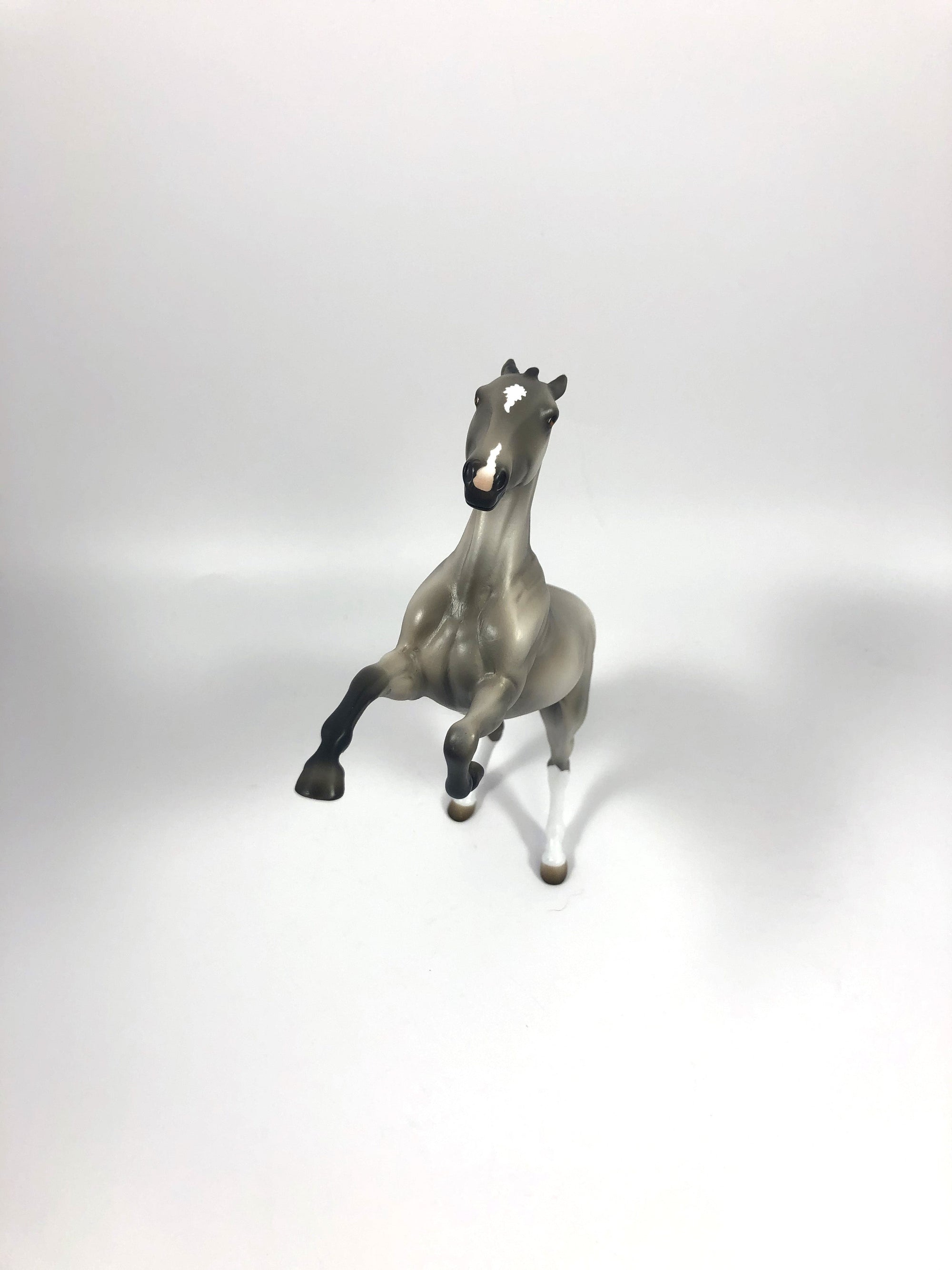 BUFFALO CHECK-LE-30 GRULLA REARING PEBBLES SHCF 2019