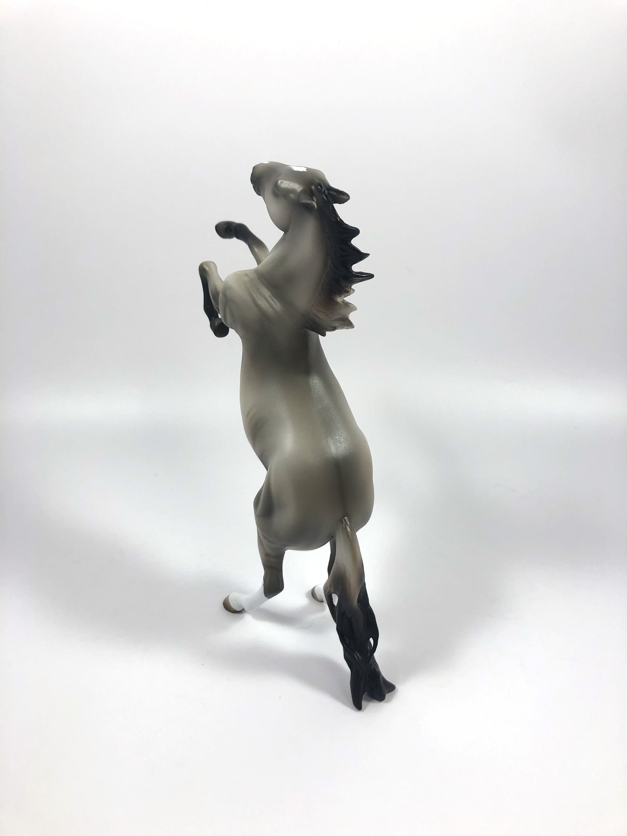 BUFFALO CHECK-LE-30 GRULLA REARING PEBBLES SHCF 2019