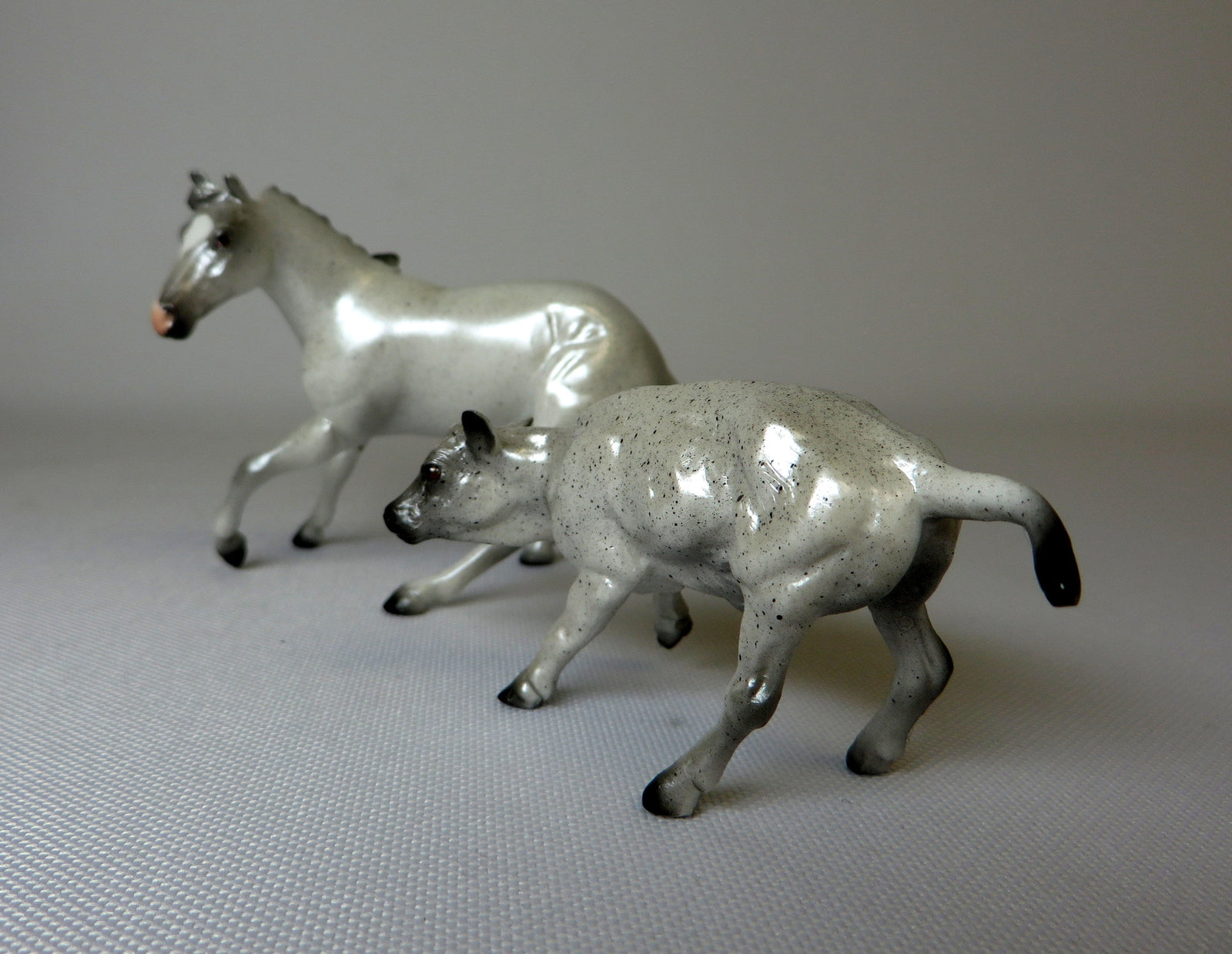 RUBY AND RAE-OOAK FLEABIT CUTTER AND CALF CHIPS MODEL HORSE SHCF 2019