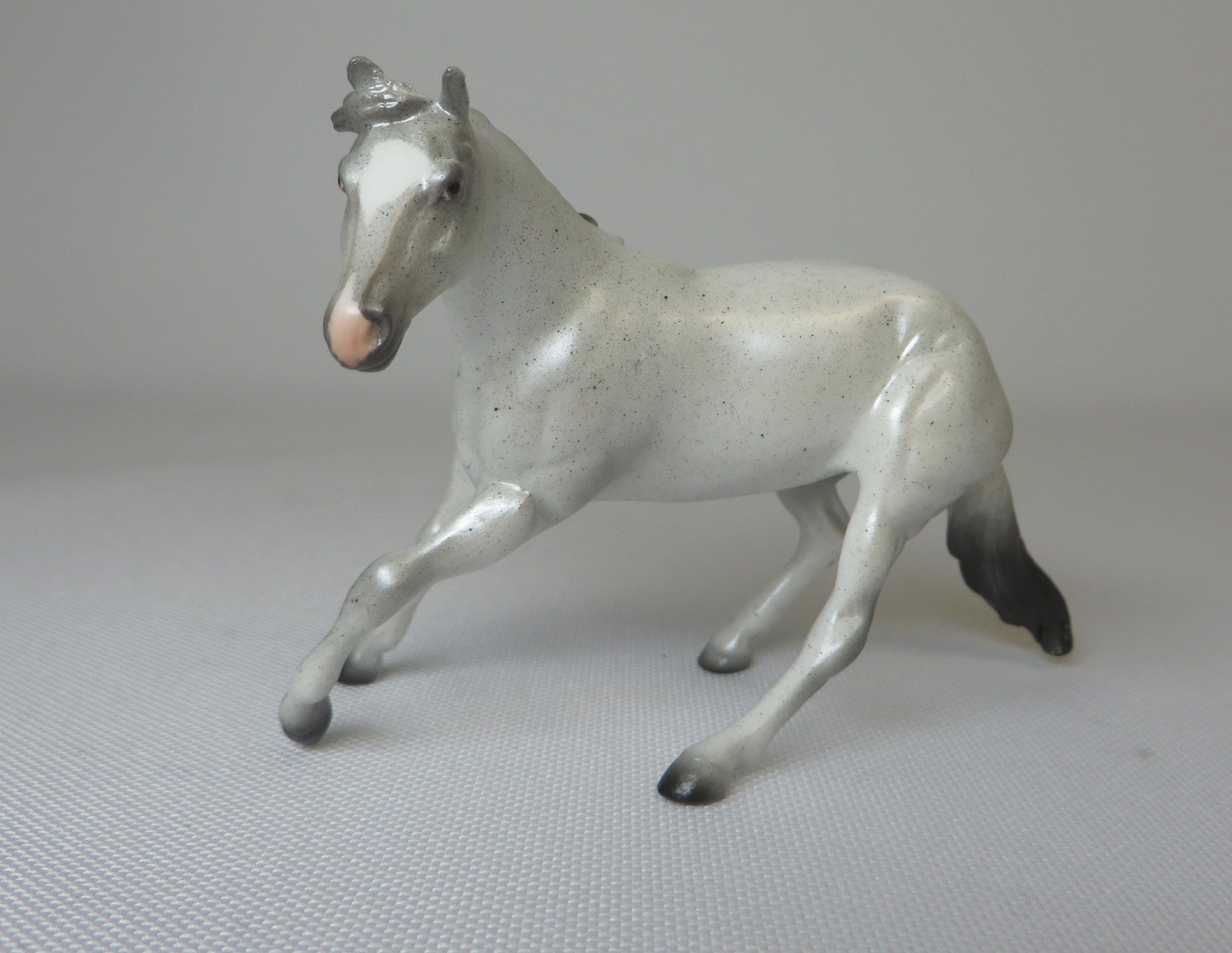 RUBY AND RAE-OOAK FLEABIT CUTTER AND CALF CHIPS MODEL HORSE SHCF 2019