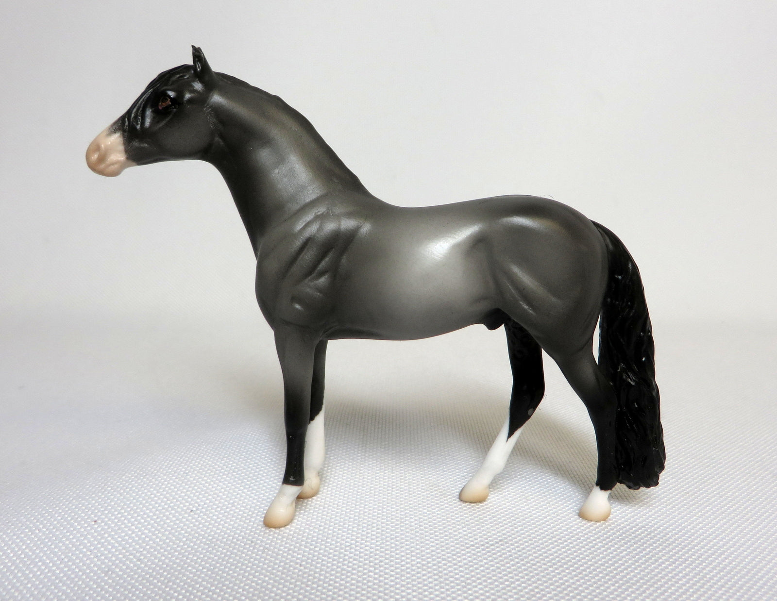 PS SHOWMAN-OOAK GREY ANDALUSIAN CHIP SHCF 19