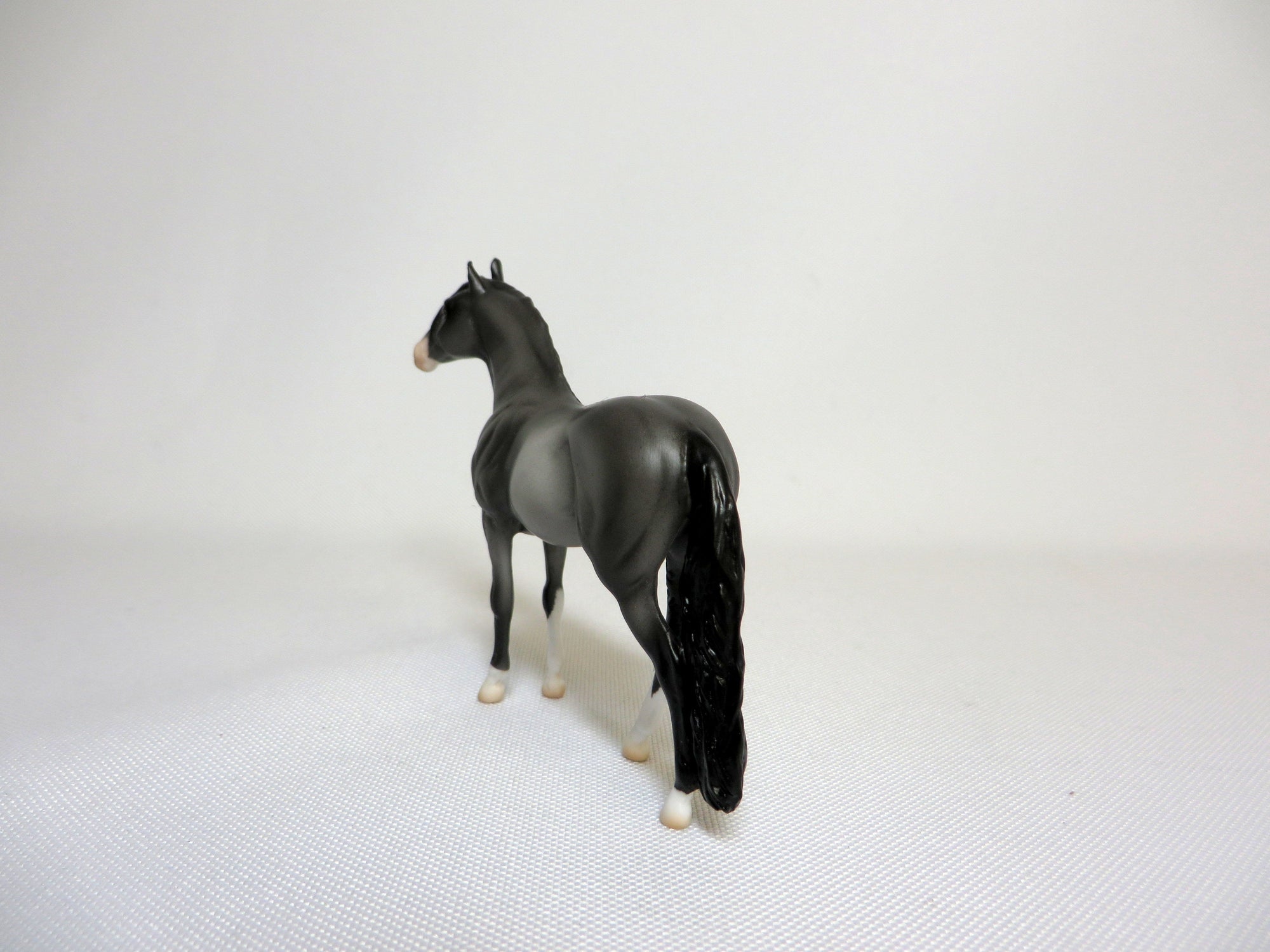 PS SHOWMAN-OOAK GREY ANDALUSIAN CHIP SHCF 19