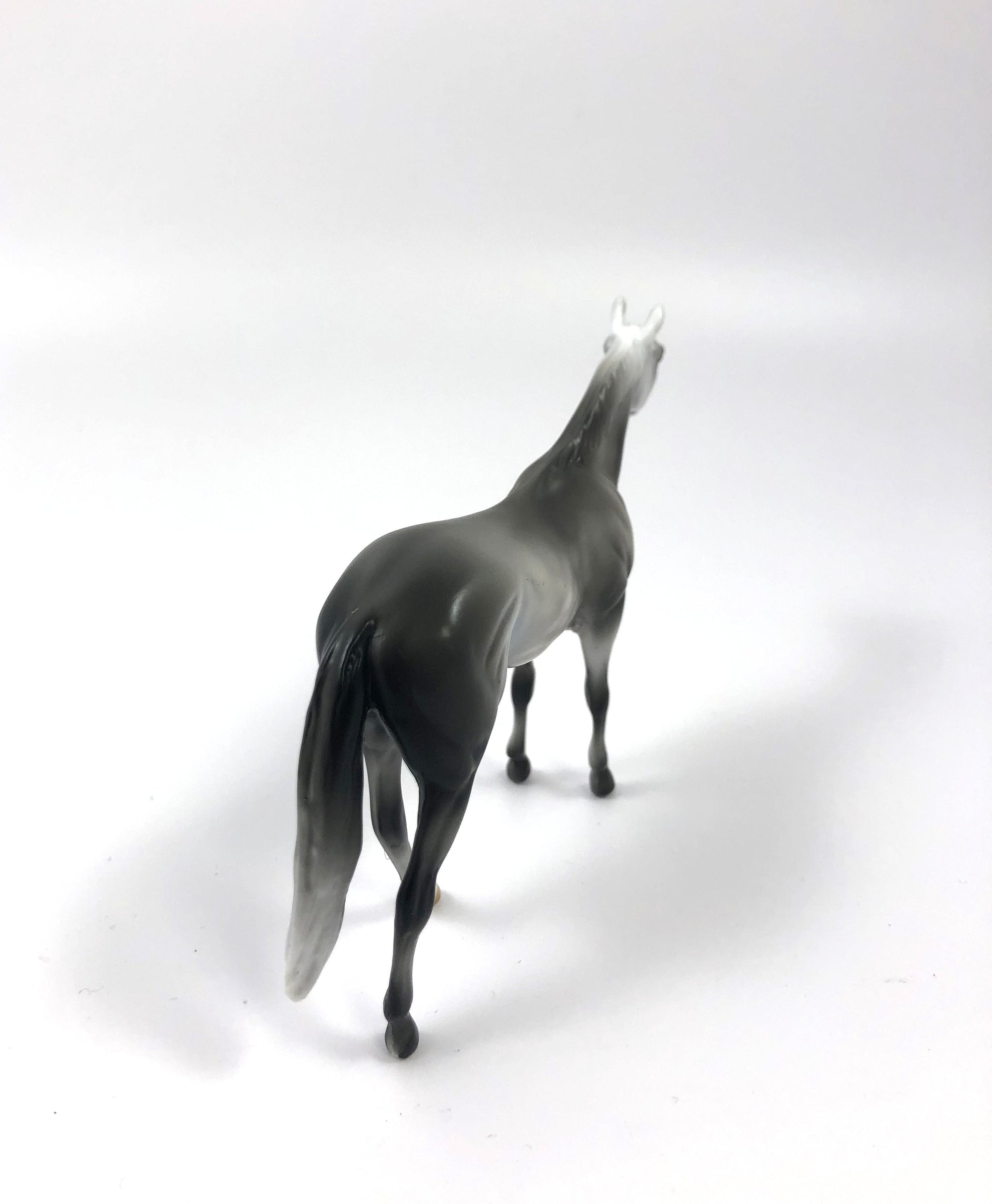 SILVER KNIGHT-OOAK DAPPLE GREY THOROUGHBRED CHIP SHCF19