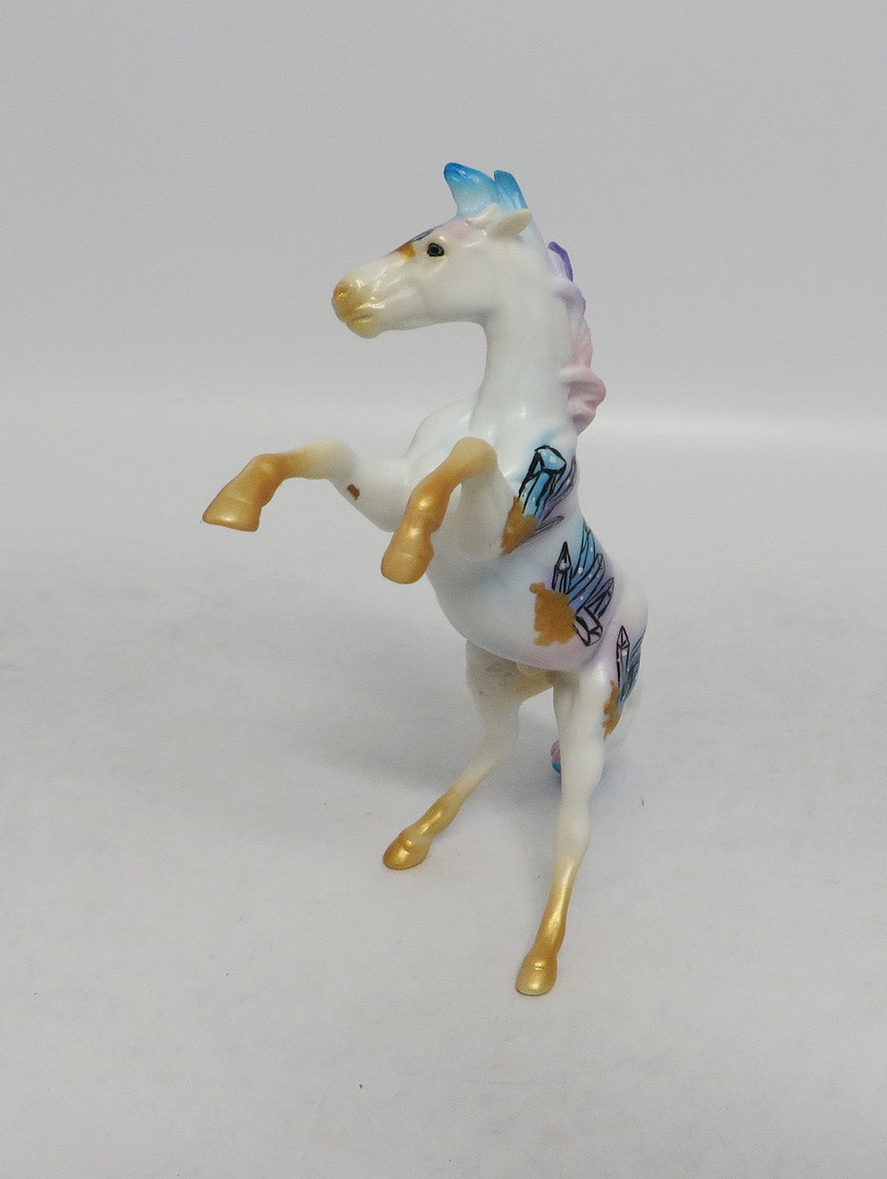 CRYSTAL- OOAK REARING CHIP DECORATOR BY JAS FANNING LHS 2018