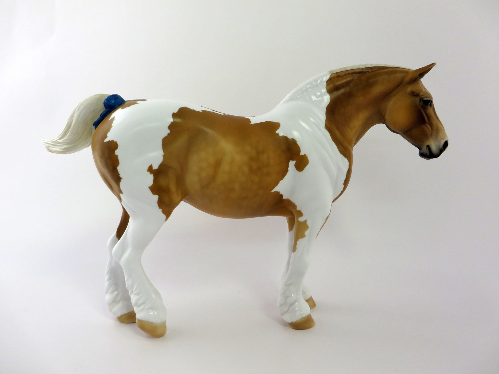 FAWNA-LE-3 DAPPLE CHESTNUT PINTO HEAVY DRAFT MARE MODEL HORSE 5/10/19