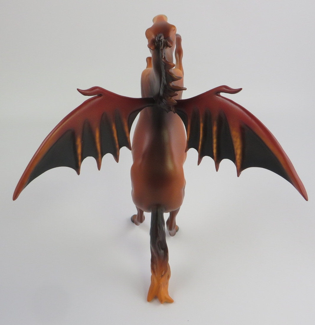 NECTAR-LE-11 BAT PEBBLES MODEL HORSE PRE-ORDER 9/13/19