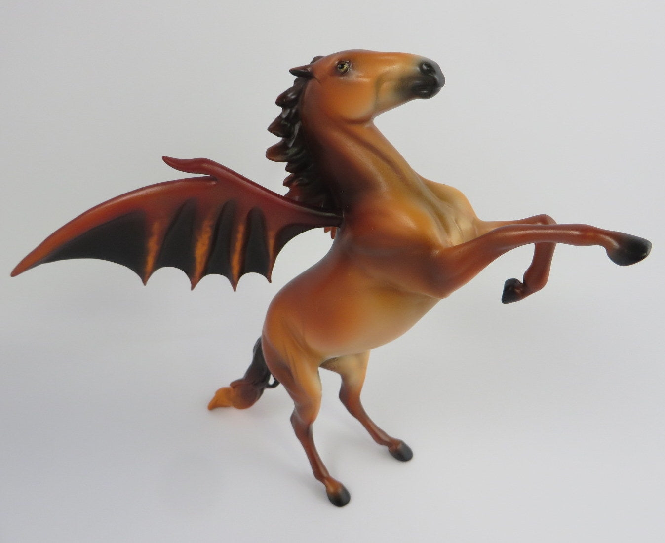 NECTAR-LE-11 BAT PEBBLES MODEL HORSE PRE-ORDER 9/13/19
