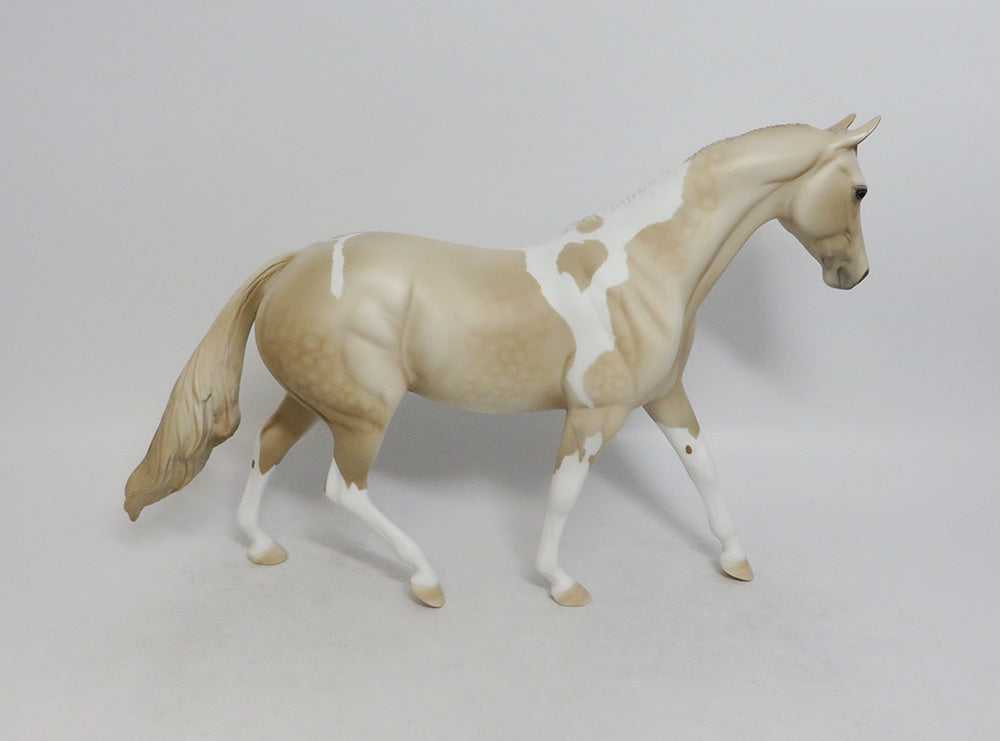 CHAMPAGNE ON ICE-OOAK CHAMPAGNE PINTO PONY MODEL HORSE 8/24/18