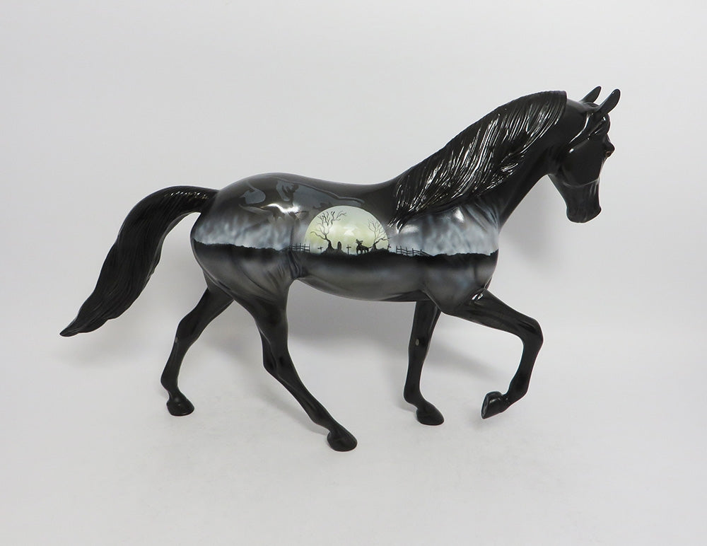 BARK AT THE MOON-OOAK HALLOWEEN DECORATOR BY DAWN QUICK 8/24/18