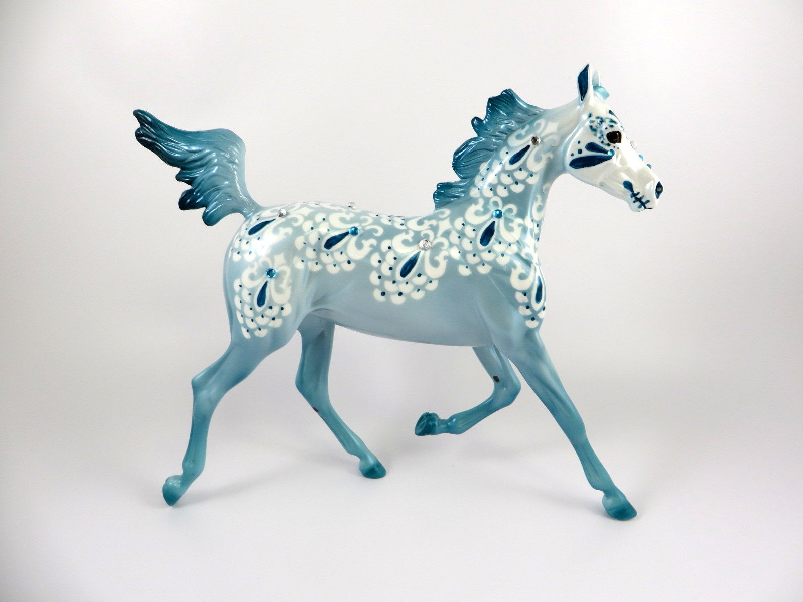 COMPARSA -OOAK BLUE SUGAR SKULL DECORATOR YEARLING MODEL HORSE BY DAWN QUICK 9/13/19