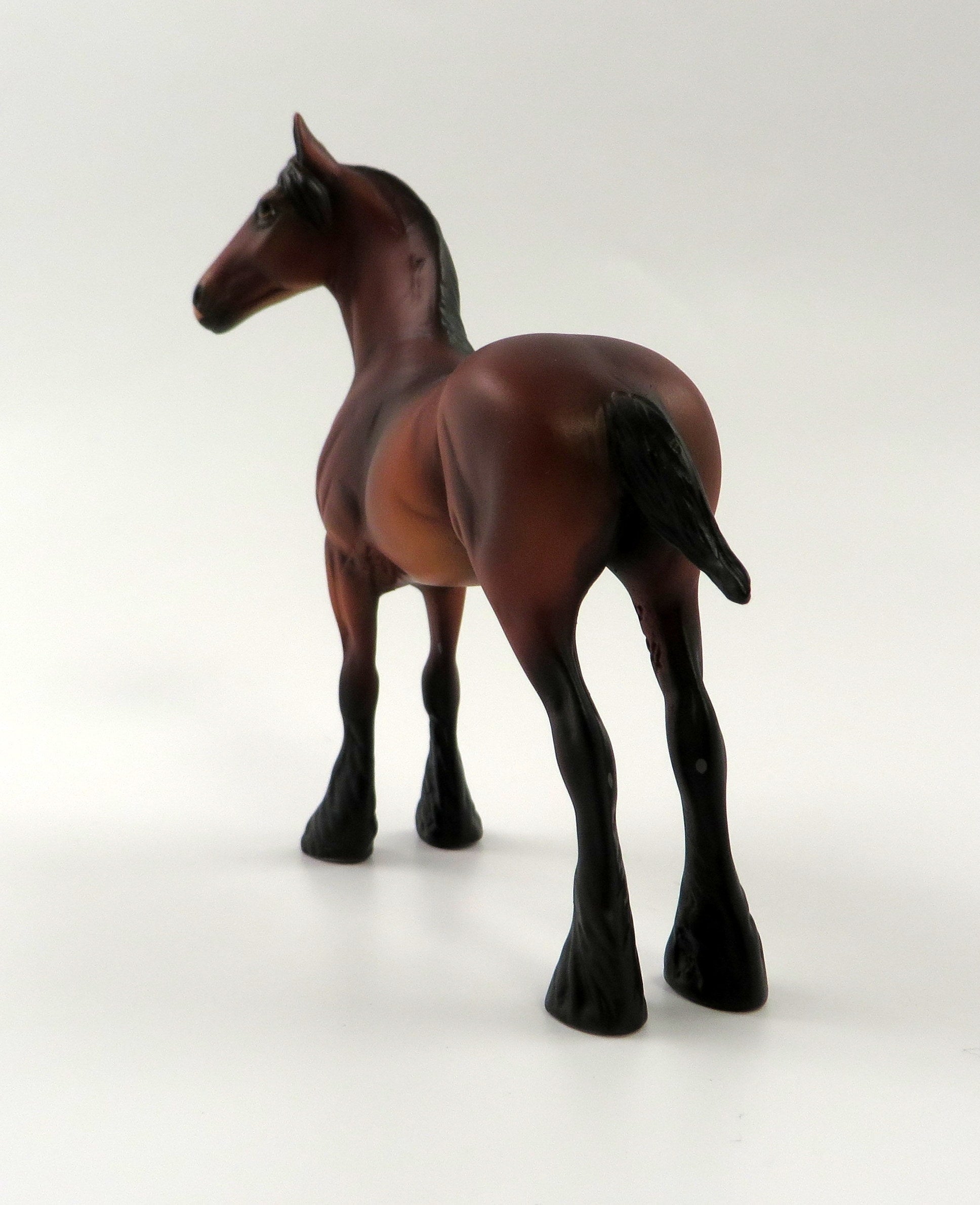 FRONT PAGE NEWS- LE-5- BAY CM STANDING DRAFT BY MISSY FOX 5/10/19