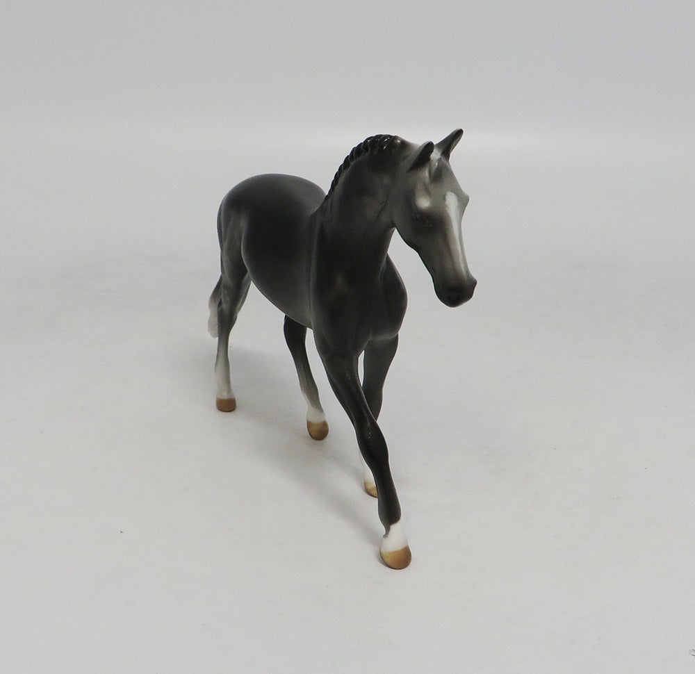 POCKET WOCKET-OOAK DAPPLE GREY WARMBLOOD CHIP LHS 2018