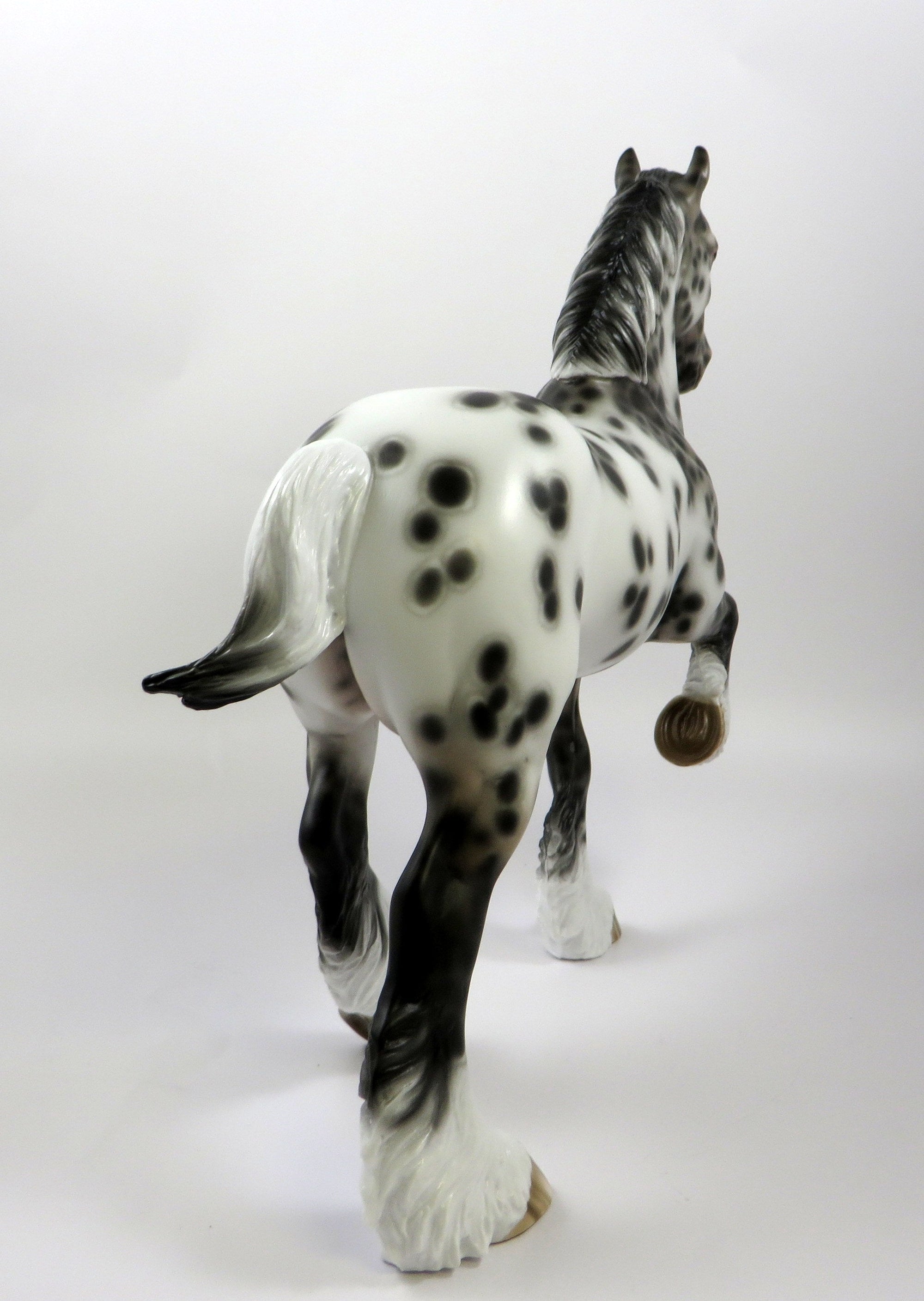 GADZOOKS-OOAK APPALOOSA STANDING DRAFTER BY SHERYL LEISURE 5/14/19