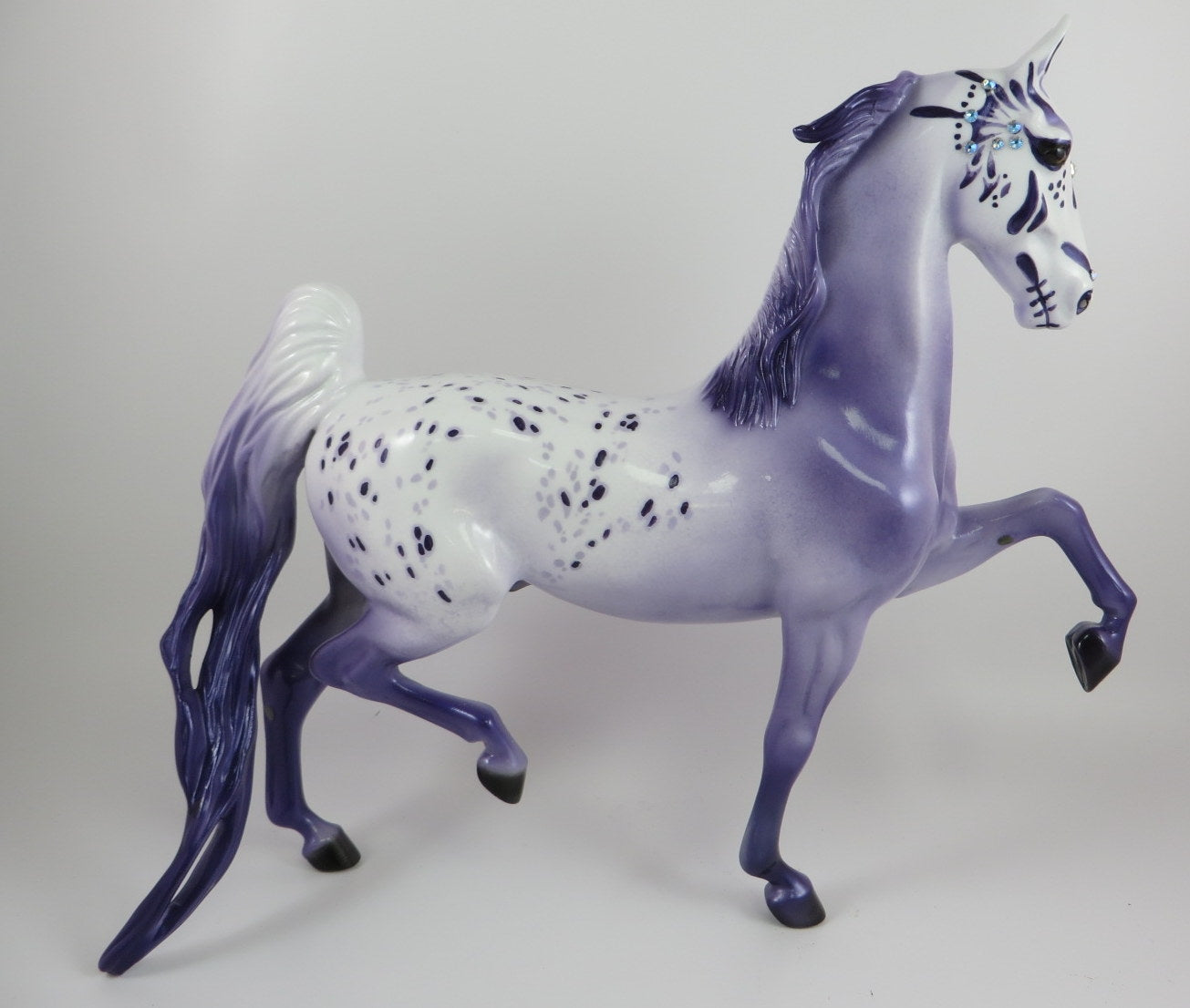 LESYM -OOAK PURPLE SUGAR SKULL DECORATOR SADDLEBRED MODEL HORSE BY DAWN QUICK 9/20/19