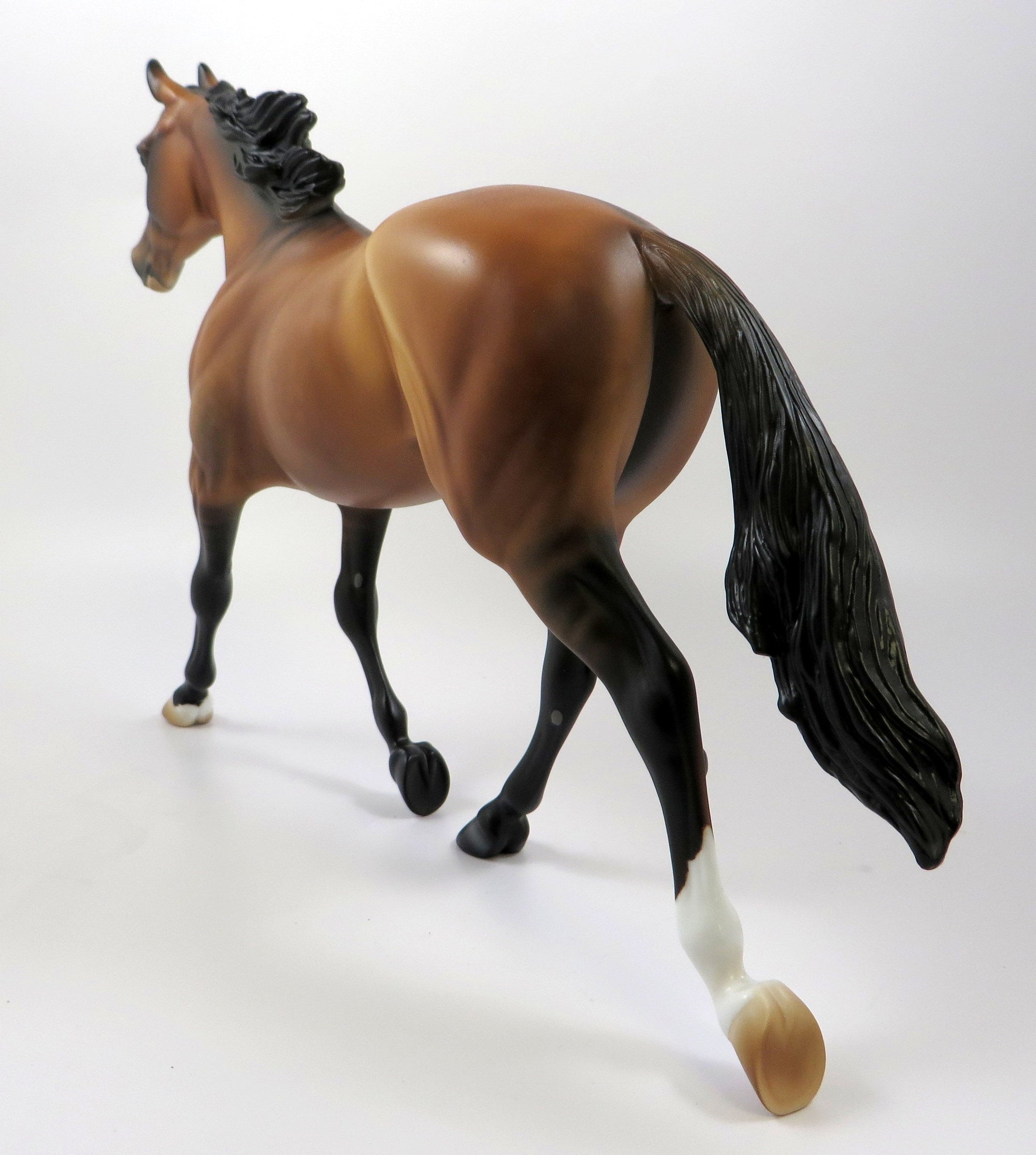 REGIUS-OOAK BUCKSKIN DUN PALOUSE MODEL HORSE EQ 19