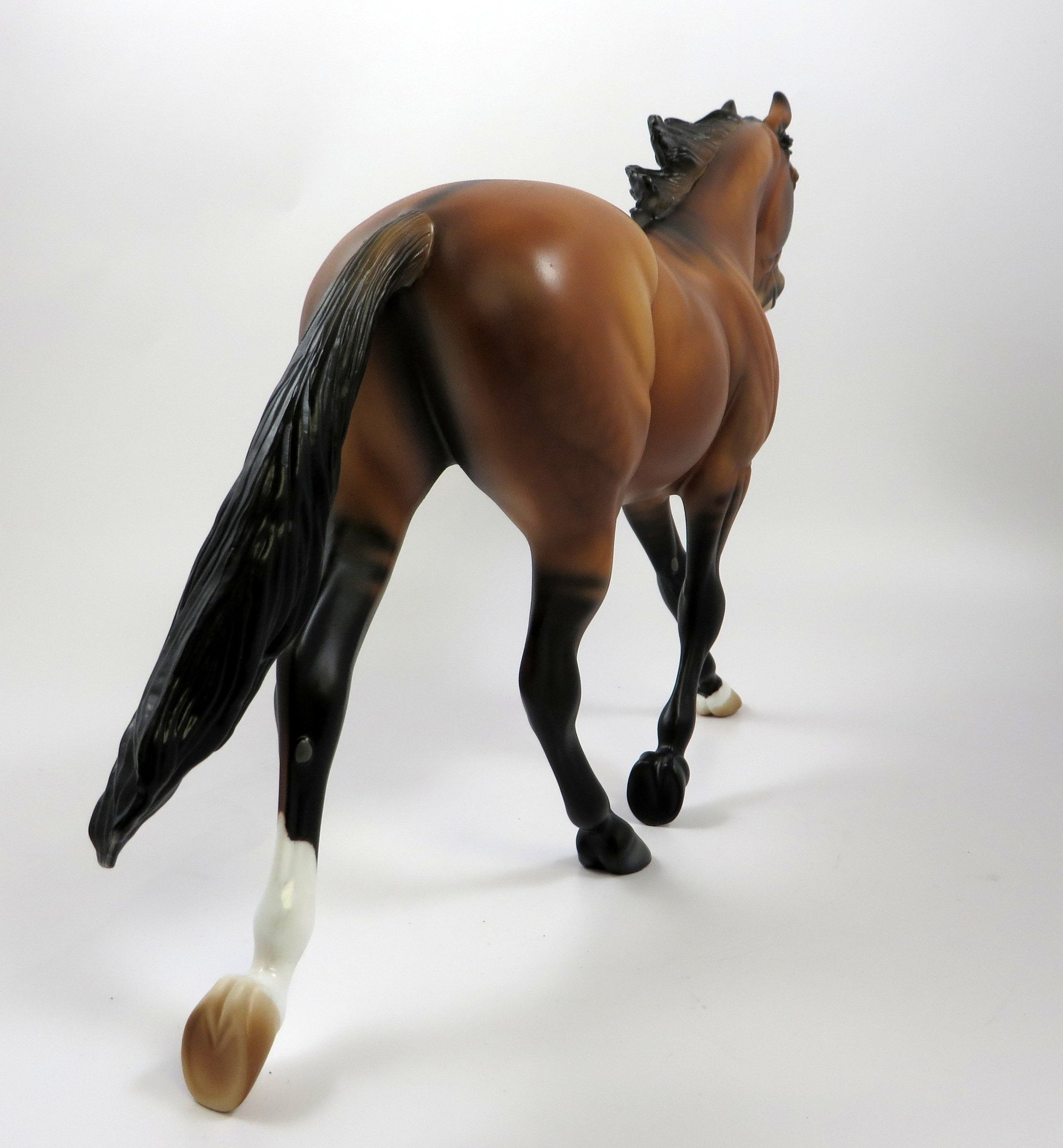 REGIUS-OOAK BUCKSKIN DUN PALOUSE MODEL HORSE EQ 19