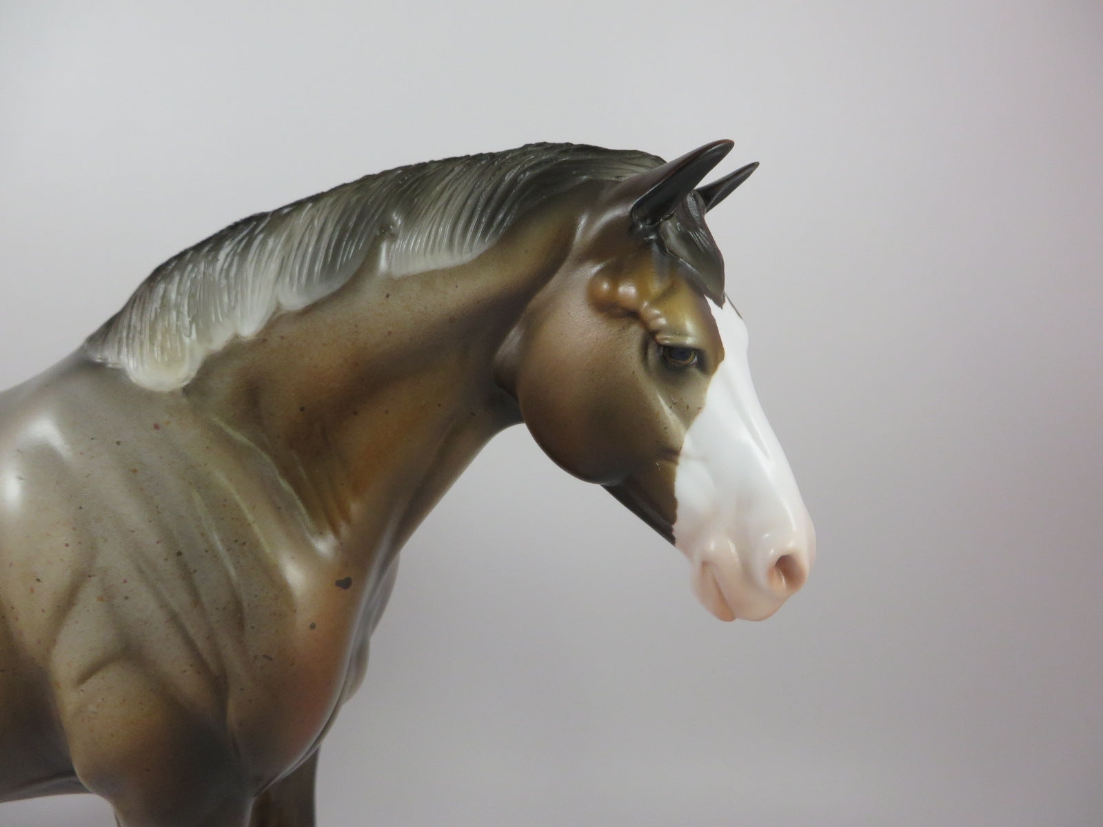 ANNIE-OOAK BAY ROAN HEAVY DRAFT MARE MODEL HORSE LHS 19