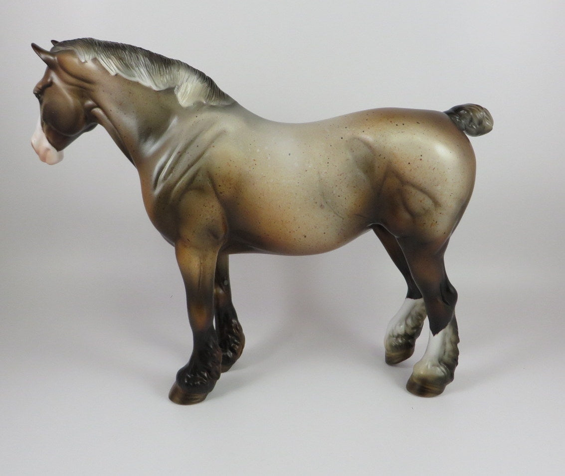 ANNIE-OOAK BAY ROAN HEAVY DRAFT MARE MODEL HORSE LHS 19