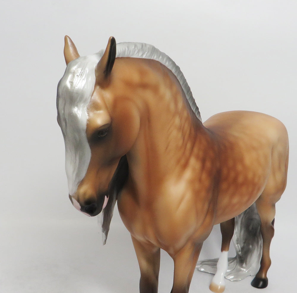 LION HEART-OOAK SOOTY PALOMINO ANDALUSIAN MODEL HORSE BY AUDREY DIXON 8/31/18