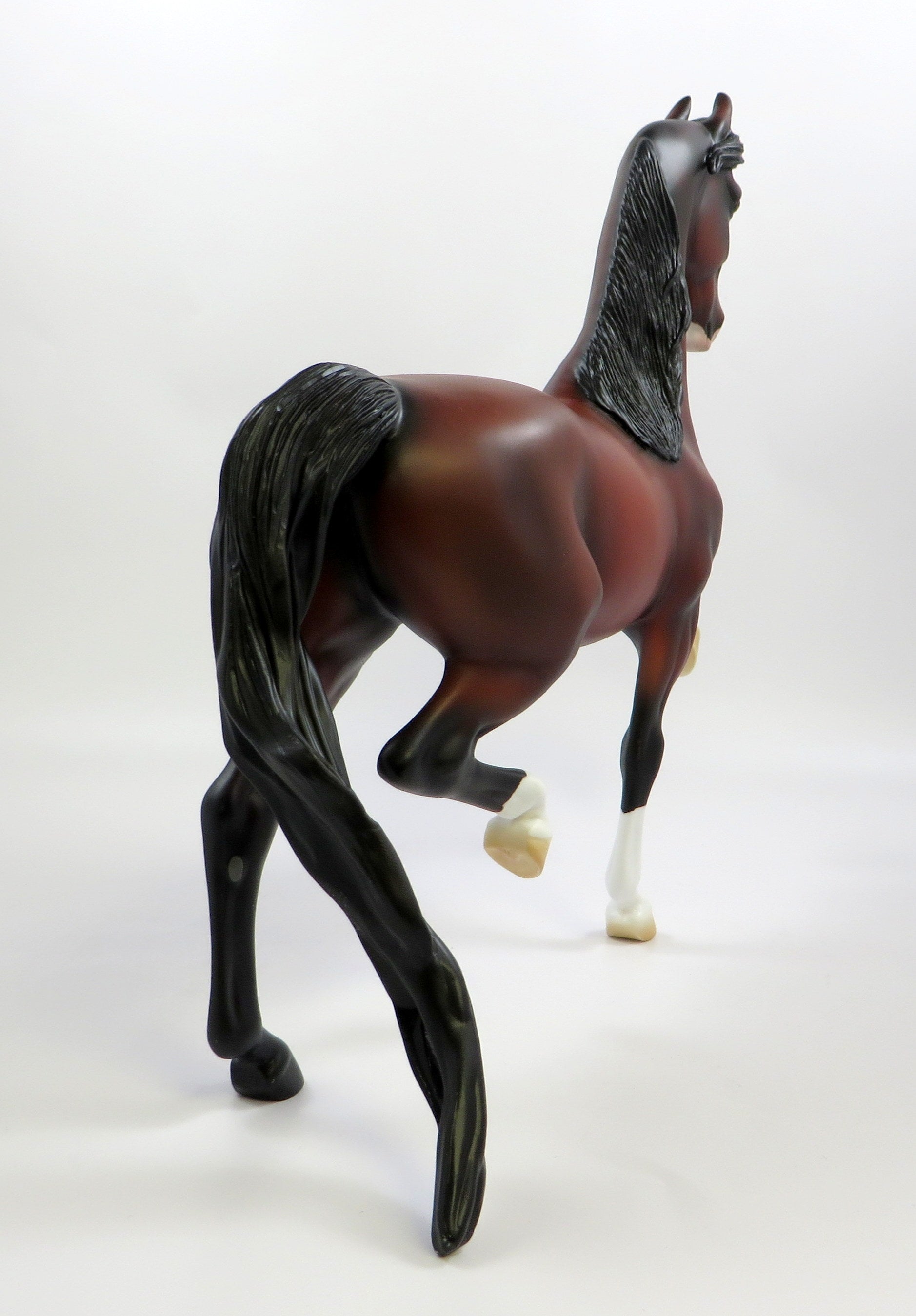 ROYAL BABE-OOAK BAY SADDLEBRED MODEL HORSE EQ 2019