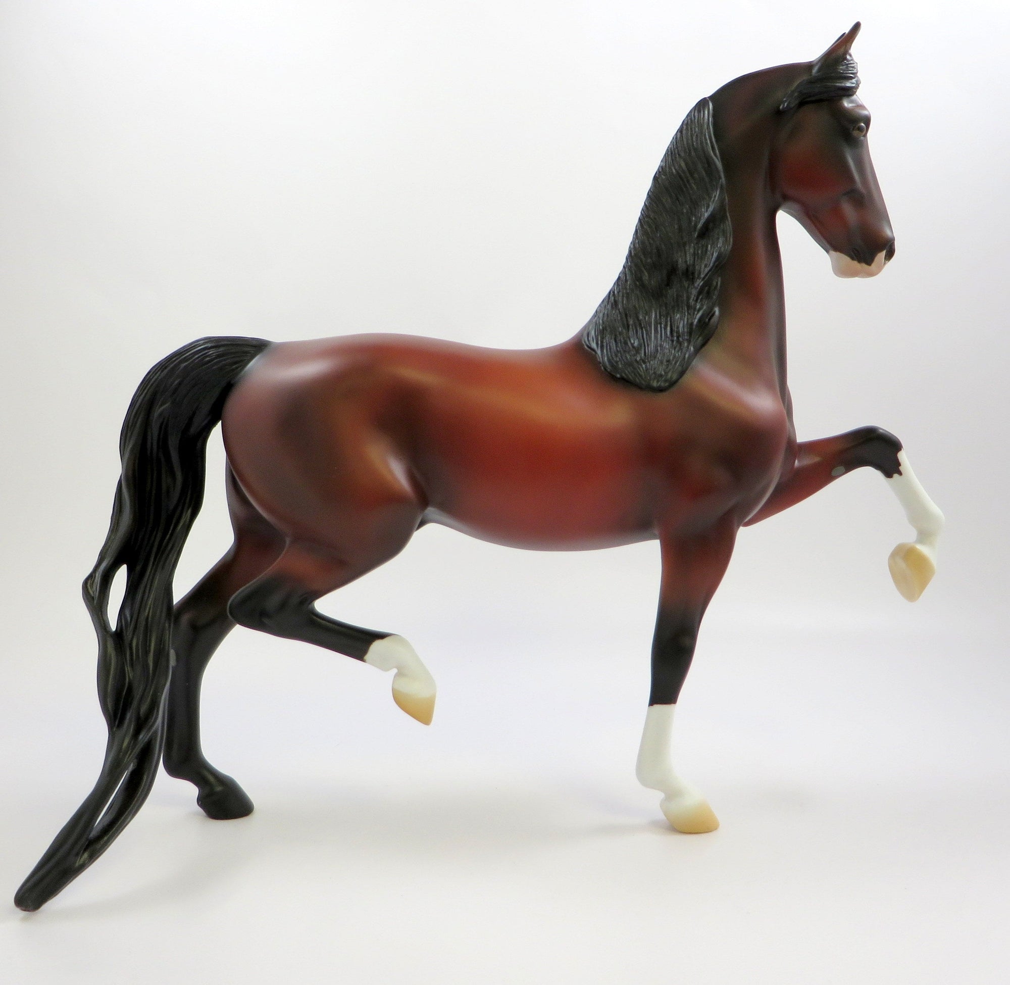ROYAL BABE-OOAK BAY SADDLEBRED MODEL HORSE EQ 2019
