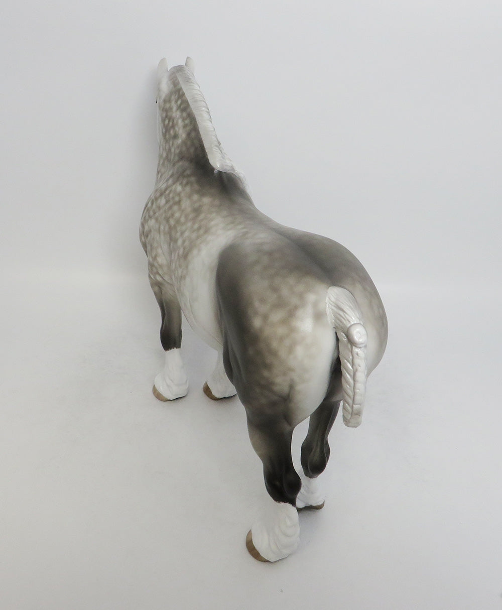 TOUCH MY SOUL-OOAK STAR DAPPLE GREY HEAVY DRAFT MARE BY SHERYL LEISURE 9/7/18