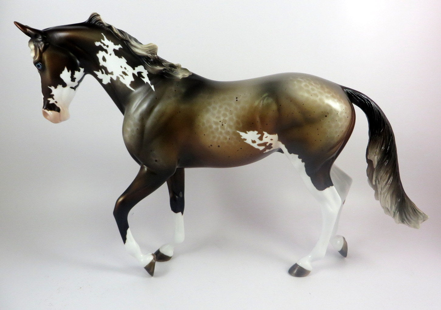 GRANDSTAND -OOAK REVERSED DAPPLE BAY ROAN THOROUGHBRED MODEL HORSE BY MISSY FOX LHS 19