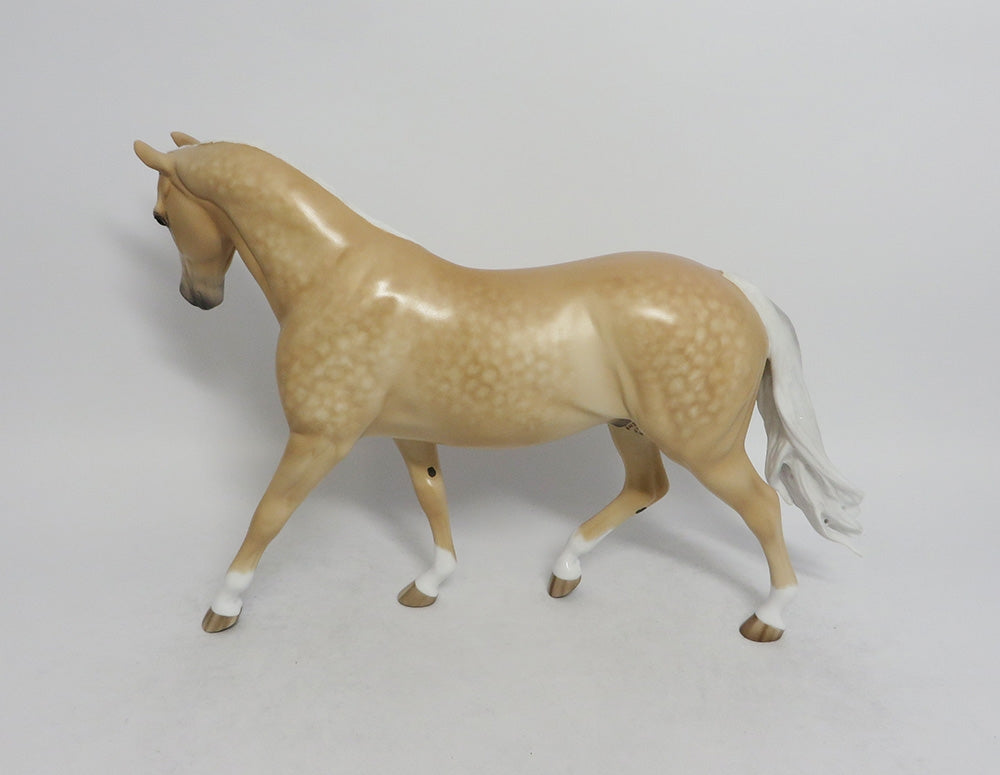 NOW OR NEVER-OOAK STAR DAPPLE PALOMINO PONY BY SHERYL LEISURE 9/7/18