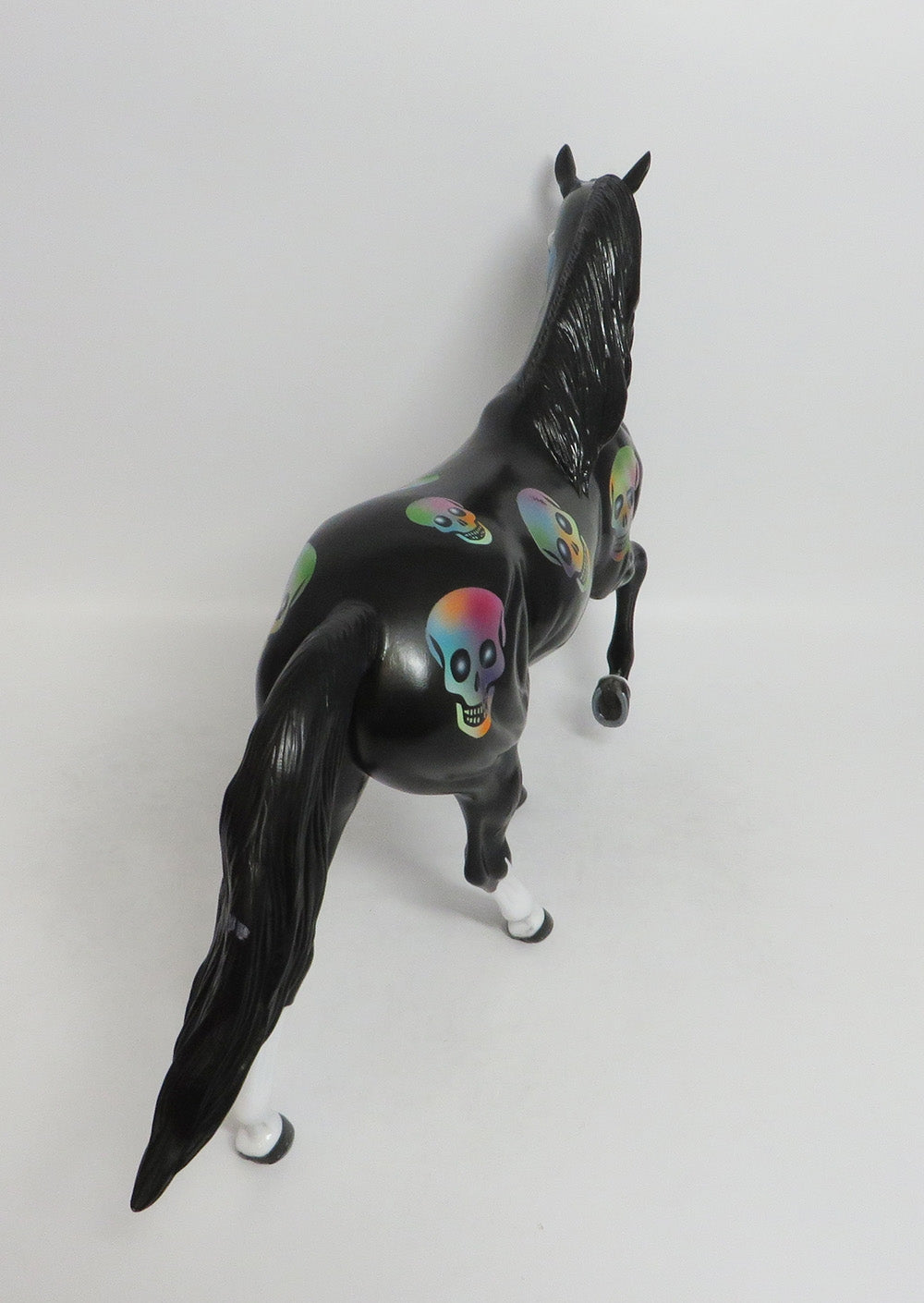 SKULLY-LE-2 TWH HALLOWEEN DECORATOR BY DAWN QUICK 9/7/18