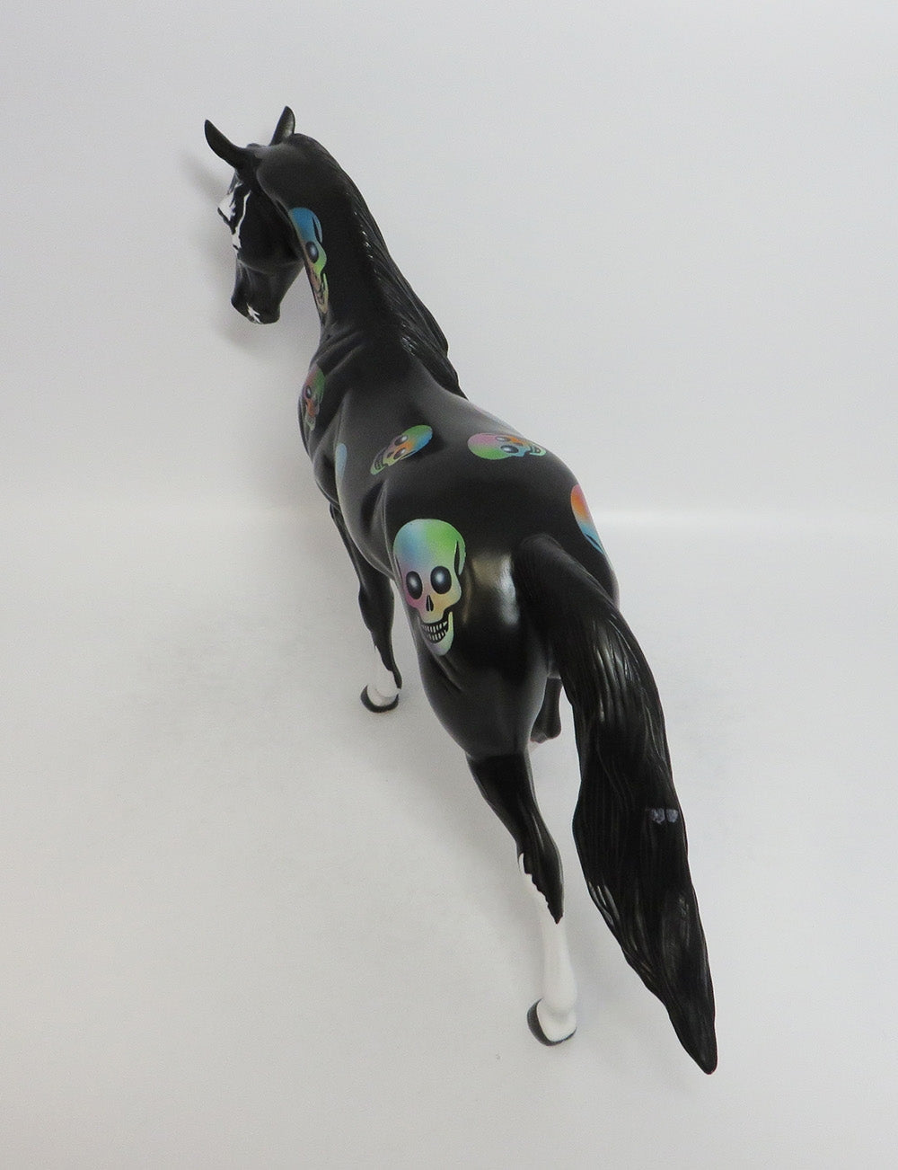 SKULLY-LE-2 TWH HALLOWEEN DECORATOR BY DAWN QUICK 9/7/18