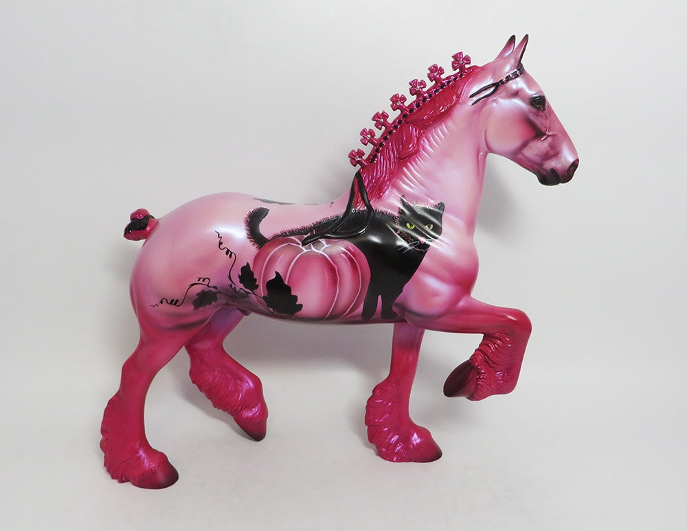 PINKY-OOAK CAT DECO TROTTING DRAFTER MODEL HORSE MM 2018