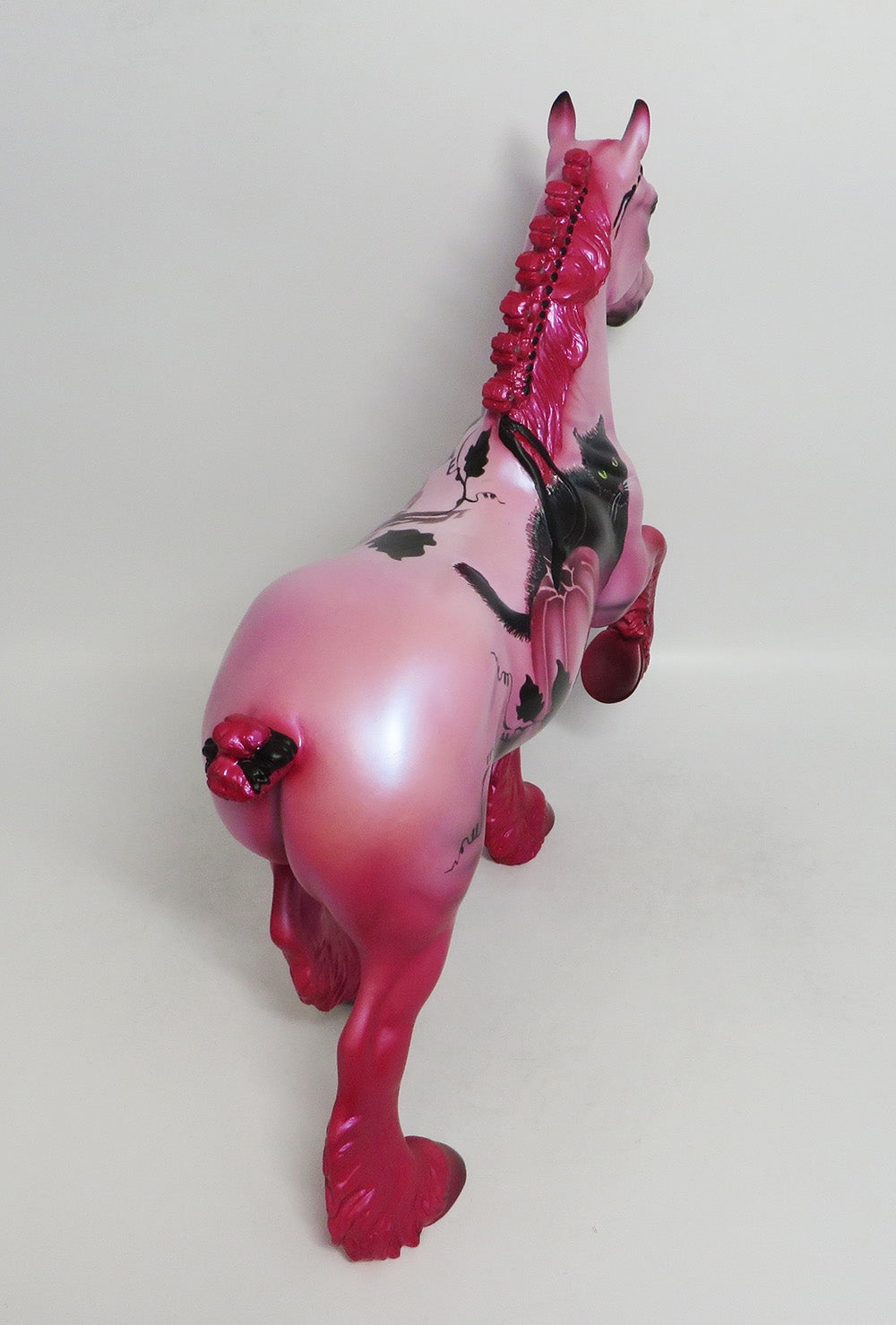 PINKY-OOAK CAT DECO TROTTING DRAFTER MODEL HORSE MM 2018