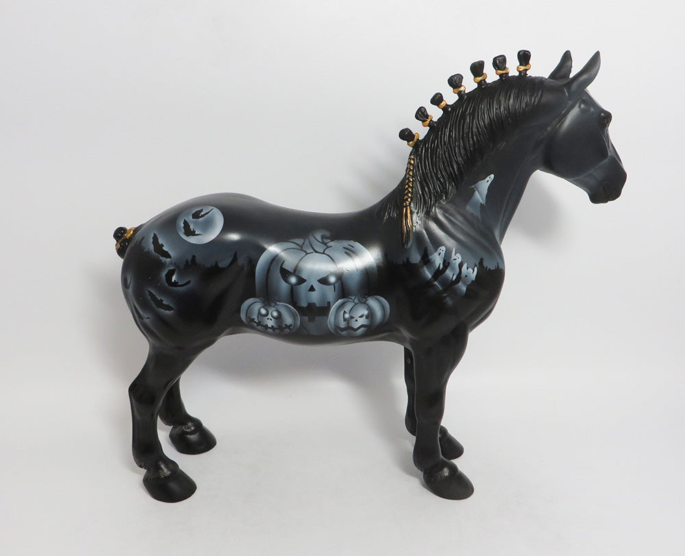 MDNIGHT HOUR-OOAK STANDING DRAFT MODEL HORSE MM 2018