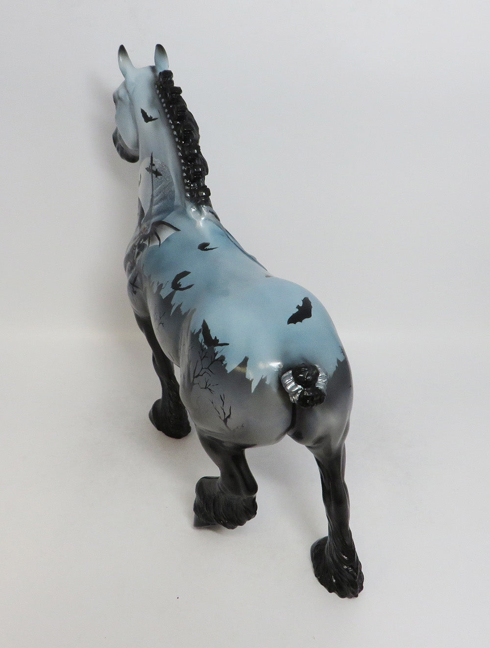 GARGOYLE-OOAK HALLOWEEN TROTTING DRAFTER MODEL HORSE 9/7/18