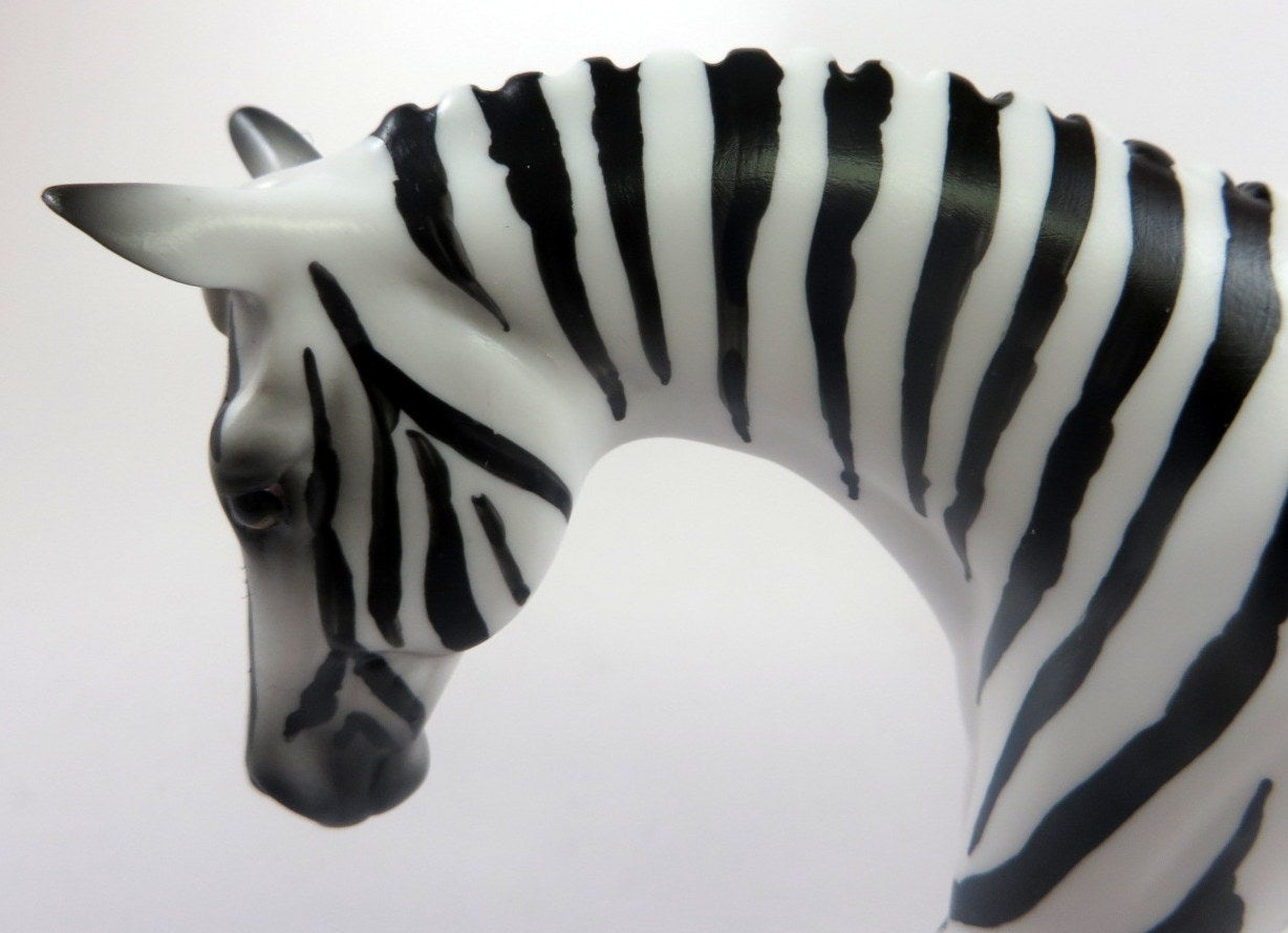 ZEBRA -LE-10 ZEBRA  WARMBLOOD PEBBLES BY AUDREY DIXON LHS 19