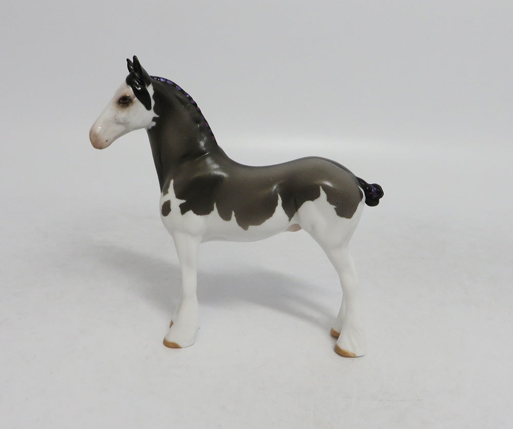 MIDNIGHT BLUES- OOAK GREY PINTO STANDING DRAFT CHIP BY JAS FANNING LHS 2018