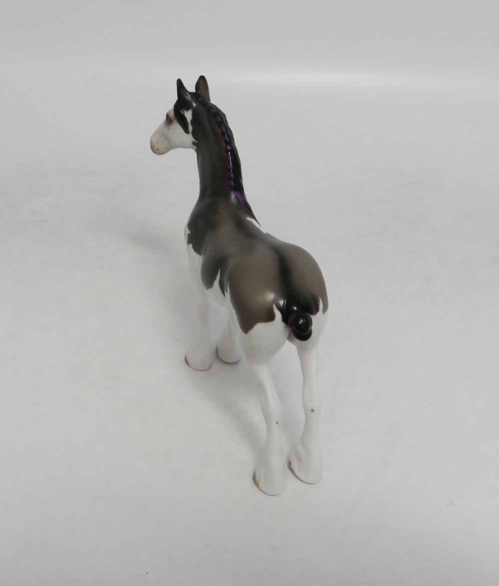 MIDNIGHT BLUES- OOAK GREY PINTO STANDING DRAFT CHIP BY JAS FANNING LHS 2018