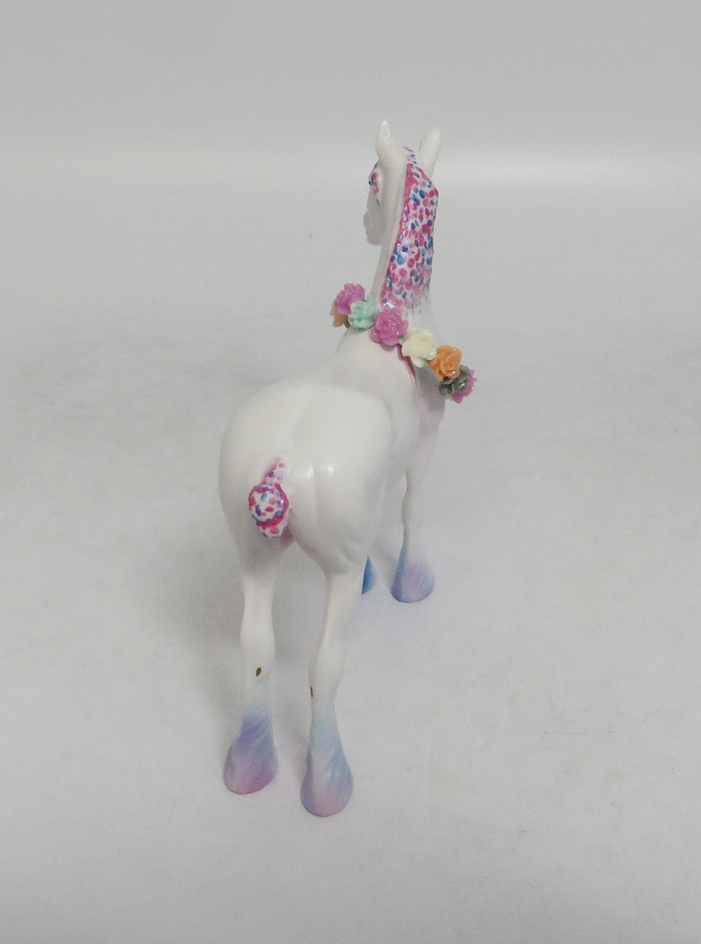 OLEANDER-LE12 DECO DRAFT WITH ROSE NECK RIBBON DRAFT CHIP LHS 2018