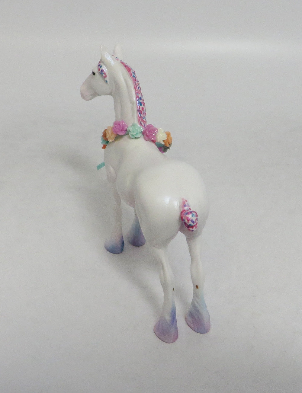 OLEANDER-LE12 DECO DRAFT WITH ROSE NECK RIBBON DRAFT CHIP LHS 2018