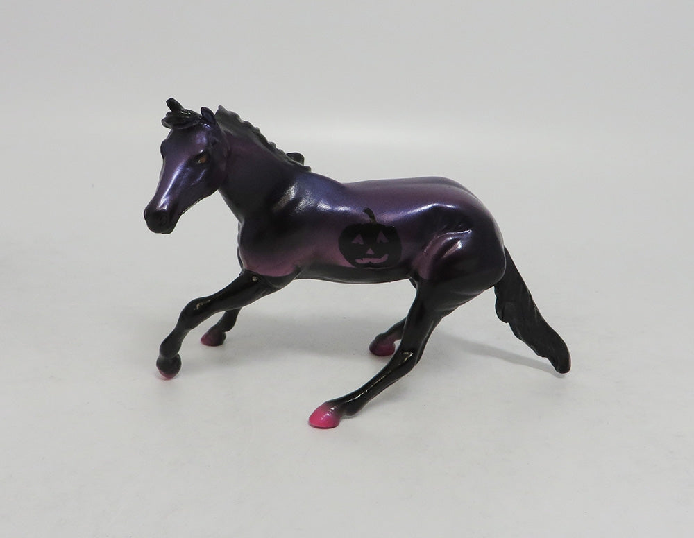 JEKYLL & HYDE- PINK PUMPKIN DECORATOR CUTTER AND COW CHIP 9/20/18