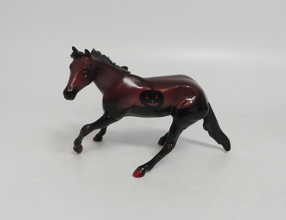 JEKYLL & HYDE- RED PUMPKIN DECORATOR CUTTER AND COW CHIP 9/20/18