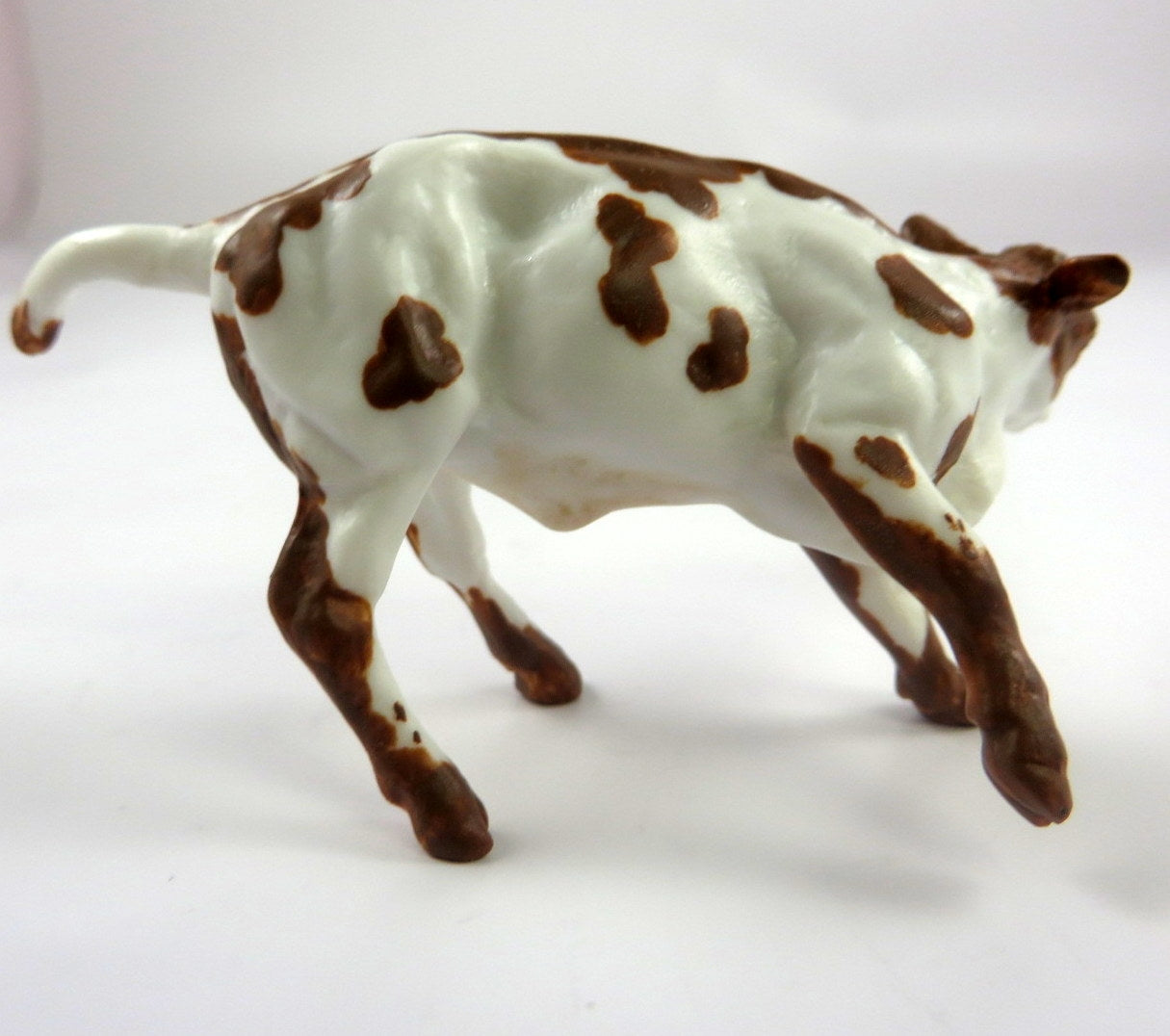 WHIRL WIND -- OOAK CHESTNUT PAINT COW BY ANDREA THOMASON LHS 19