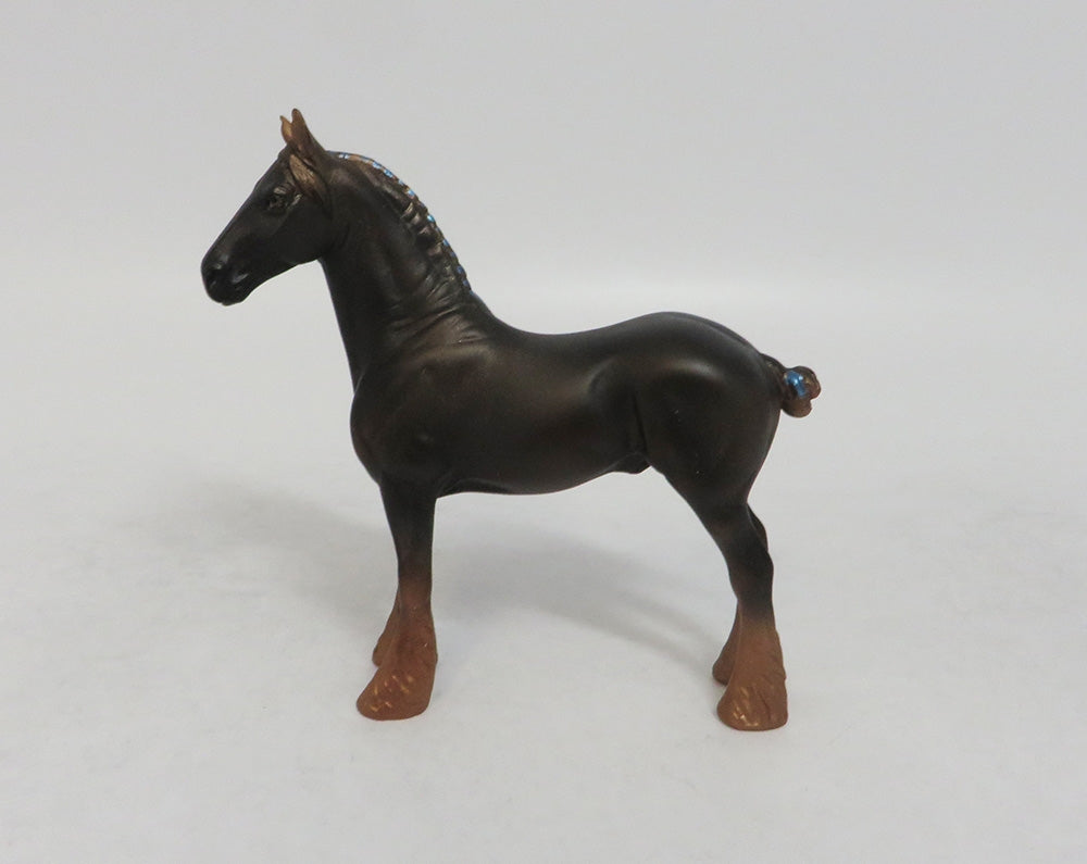 ROLO - OOAK STANDING DRAFT CHIP DECORATOR 9-19-2018