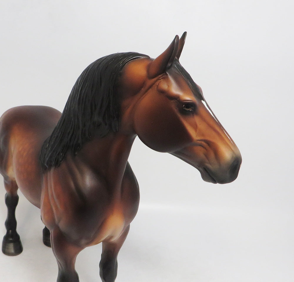 MIAMI-OOAK DAPPLE BAY STANDING DRAFTER BY SHERYL LESUIRE 9/14/18