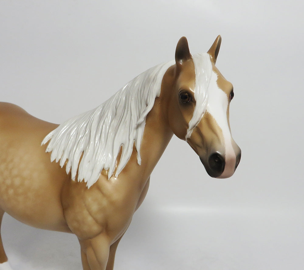 HONOLULU- OOAK PALAMINO BUCKSKIN ISH MODEL HORSE 9/14/2018