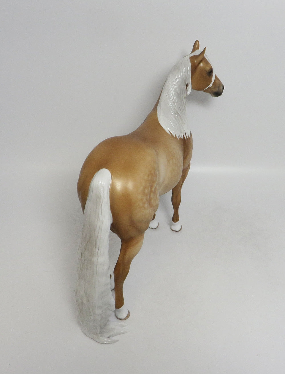 HONOLULU- OOAK PALAMINO BUCKSKIN ISH MODEL HORSE 9/14/2018