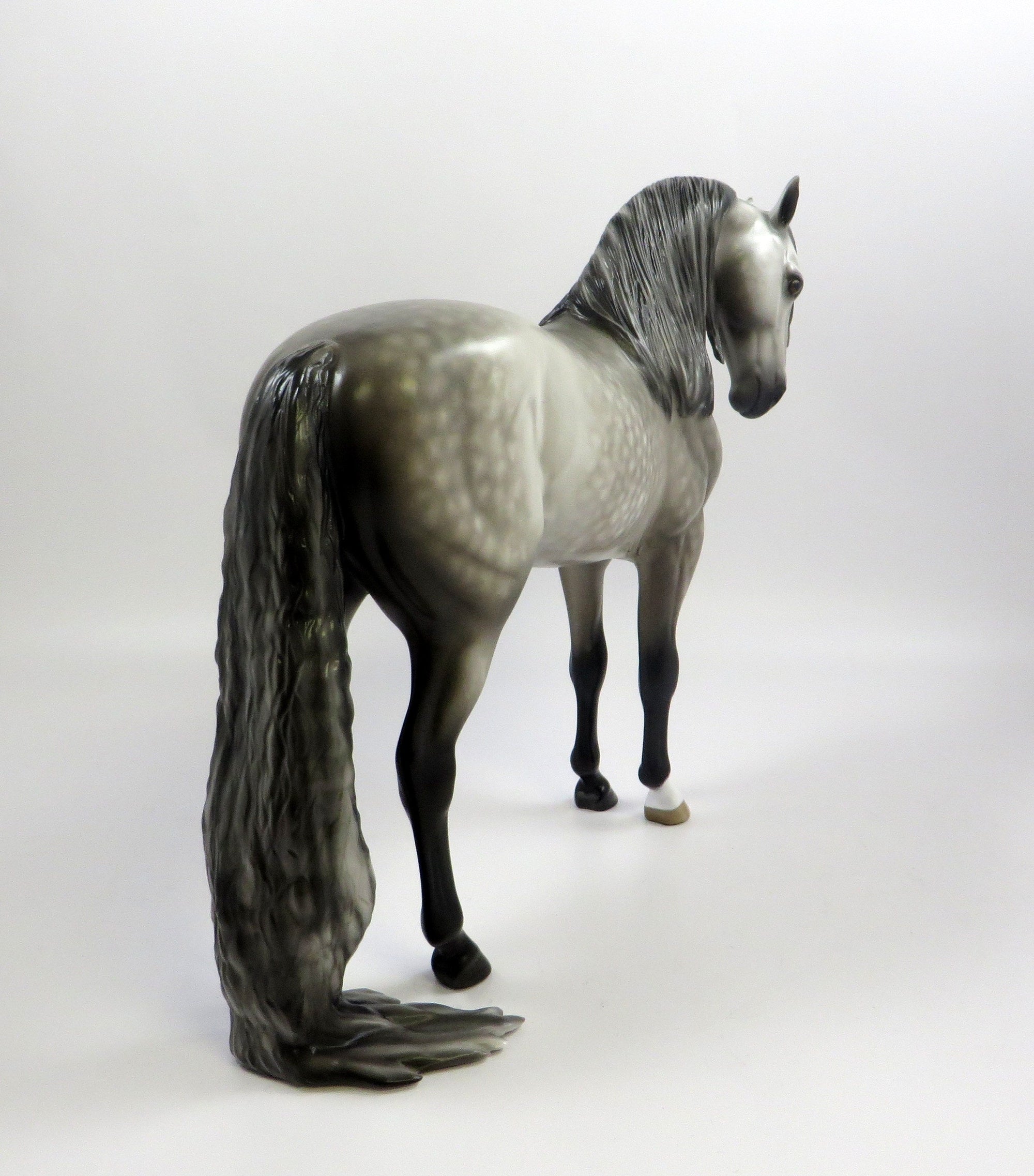 QUESERA SERA-OOAK DAPPLE GREY ANDALUSIAN MODEL HORSE BY SHERYL LEISURE 5-30-19