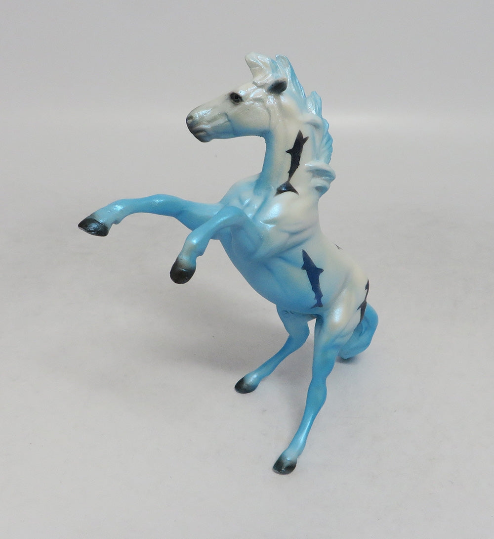 SHARK WEEK!-LIMITED EDITION SHARK SCHOOL REARING CHIPS 9/17/18