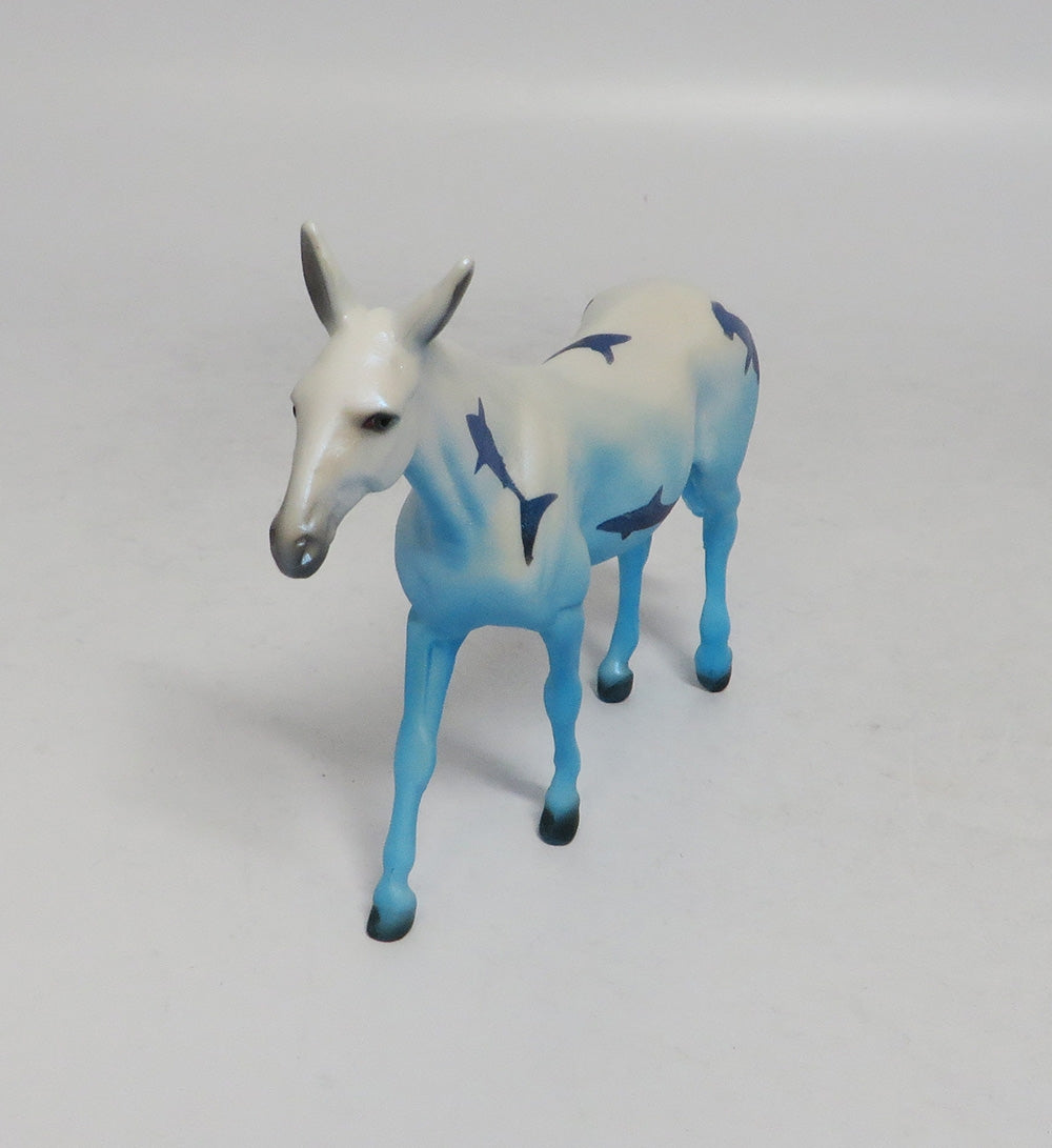 SHARK WEEK!-LIMITED EDITION SHARK SCHOOL MULE CHIPS 9/17/18